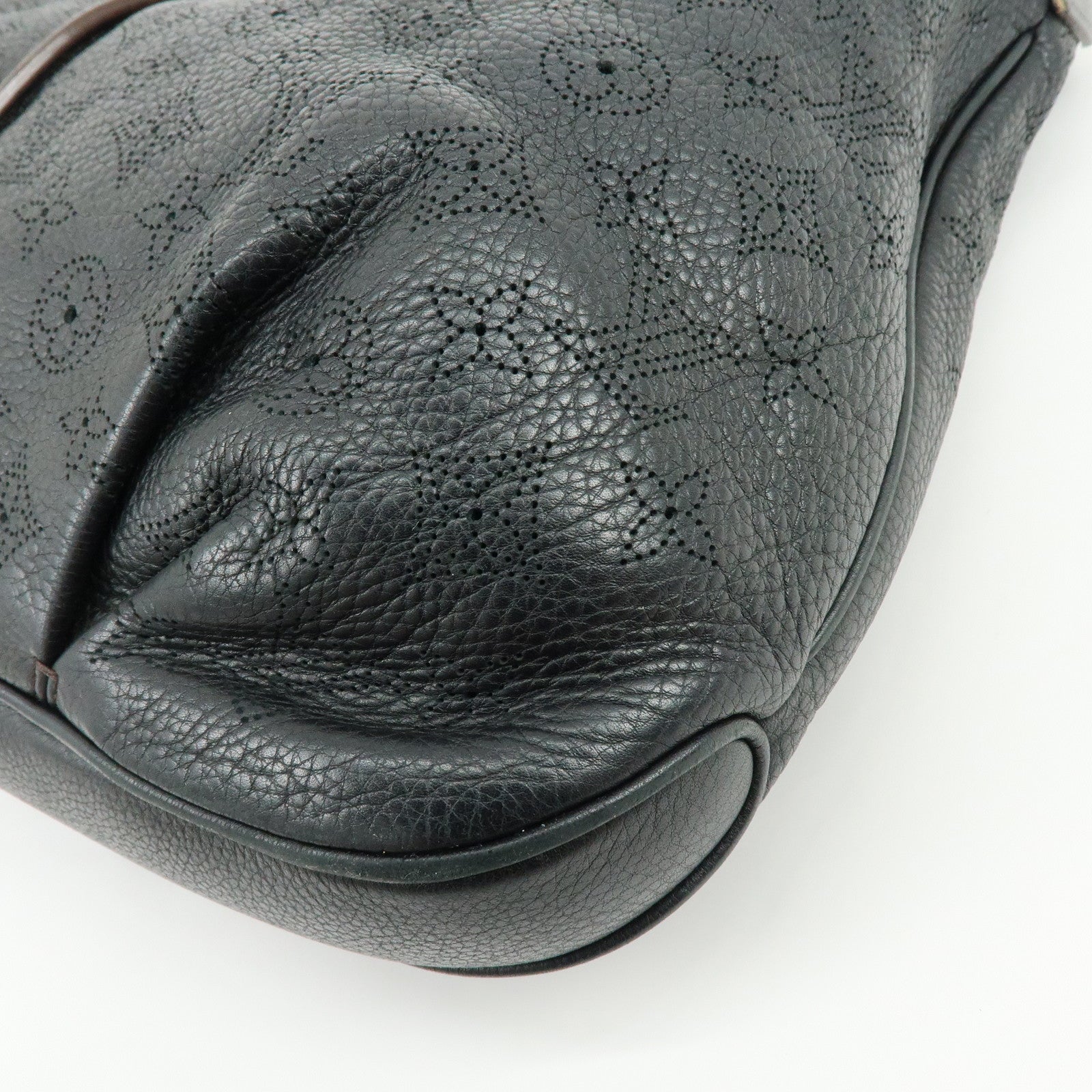 Louis Vuitton Monogram Mahina Selene MM 2Way Hand Bag Noir M93987
