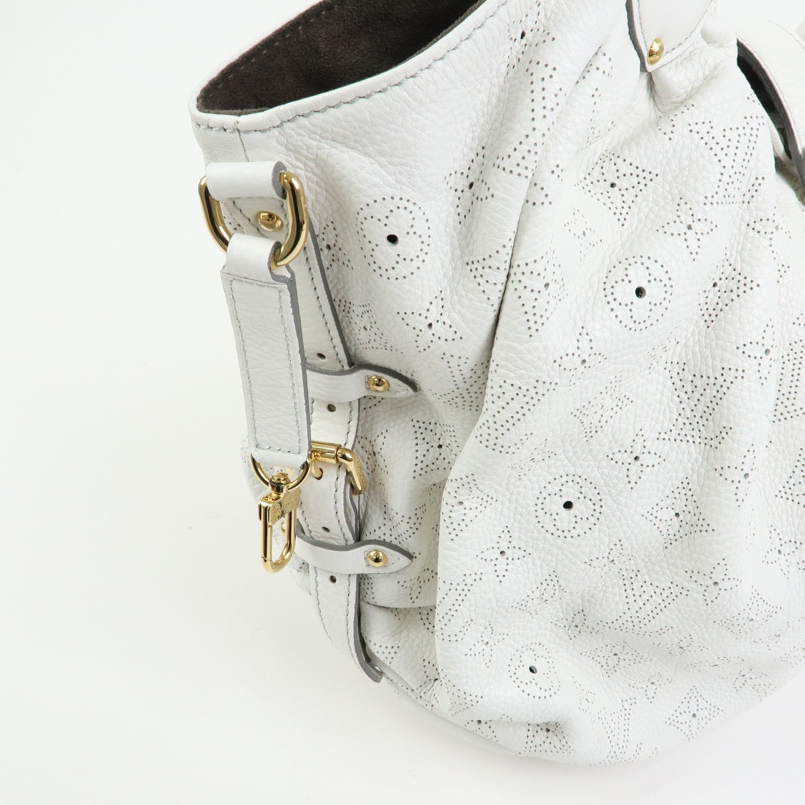 Louis Vuitton Monogram Mahina XL Leather Shoulder Bag Blanc M95715