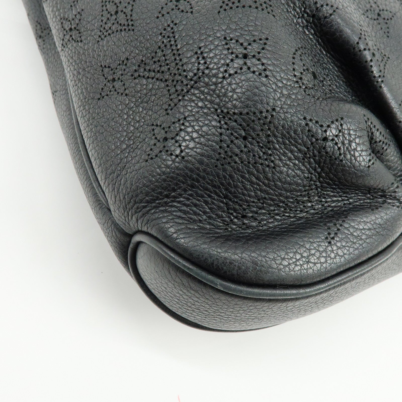 Louis Vuitton Monogram Mahina Selene MM 2Way Hand Bag Noir M93987