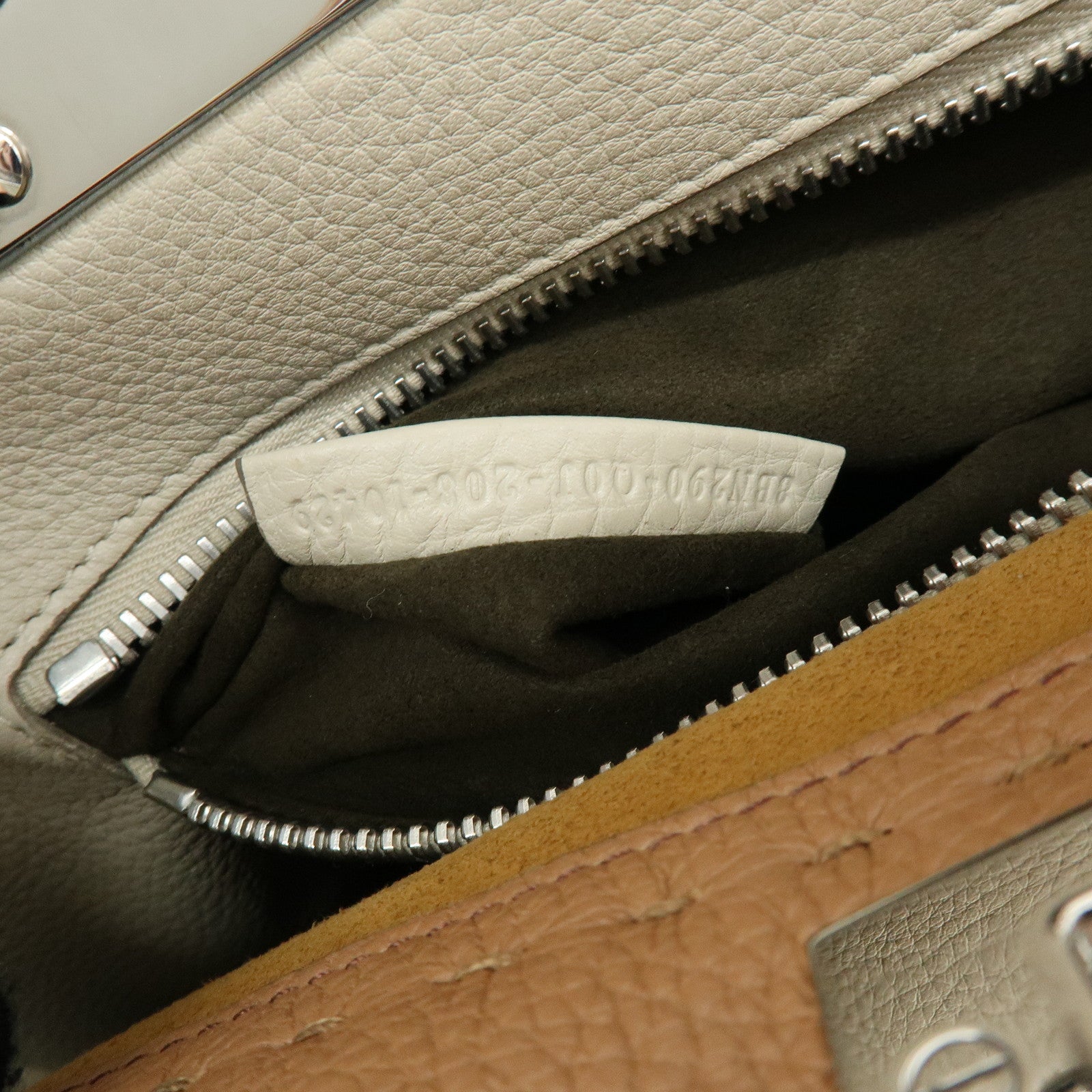 FENDI Selleria Peekaboo Medium Leather 2Way Hand Shoulder Bag 8BN290