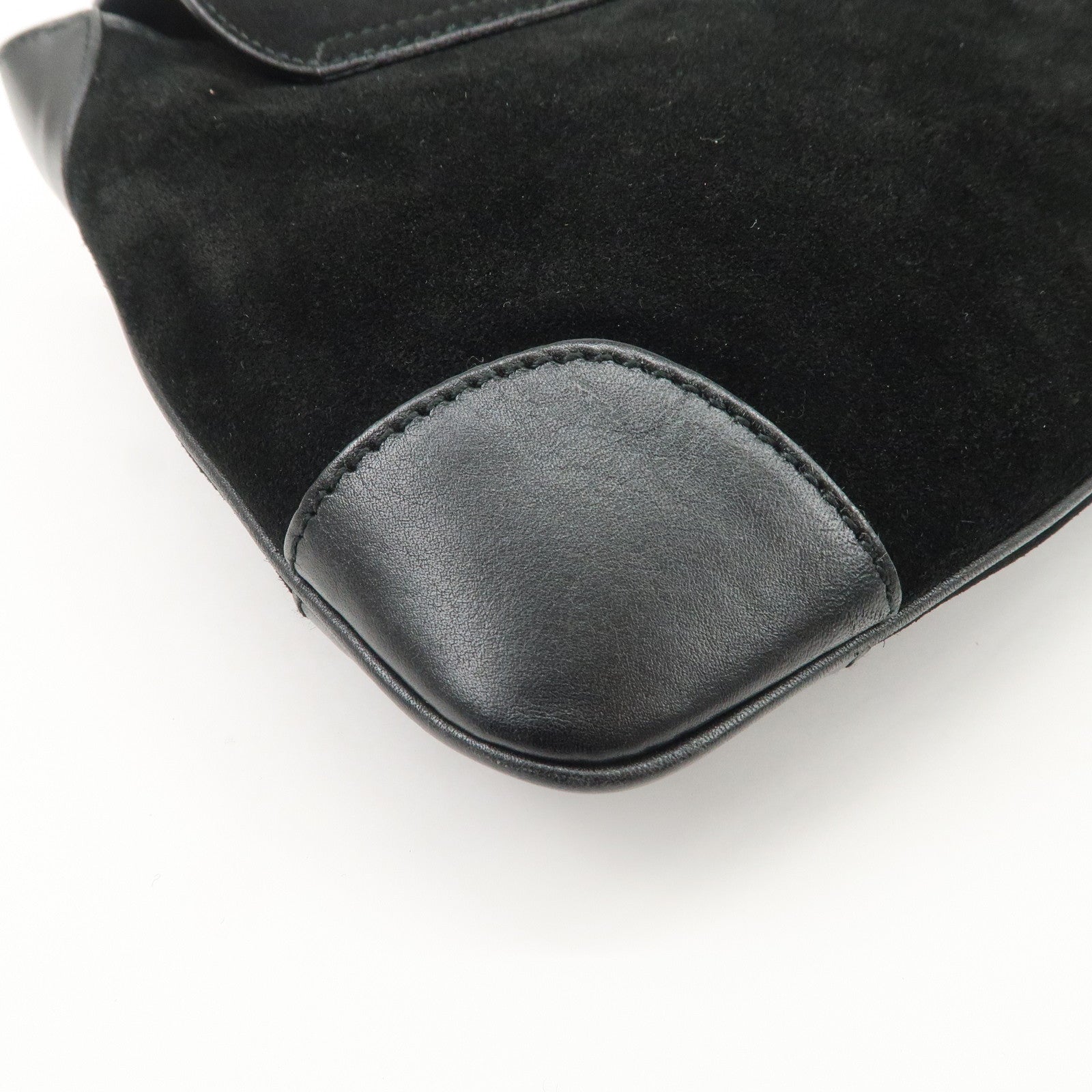 GUCCI Tigar Head Suede Leather Chain Shoulder Bag Black 001.4113 Used