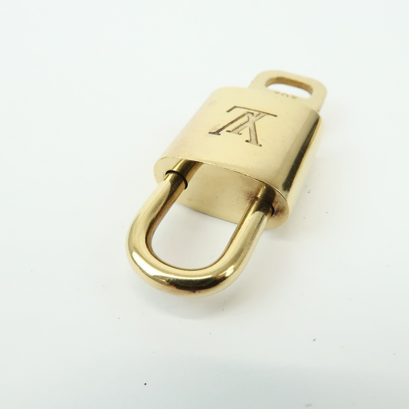 Louis Vuitton Set of 10 Lock & Key Cadena Key Lock