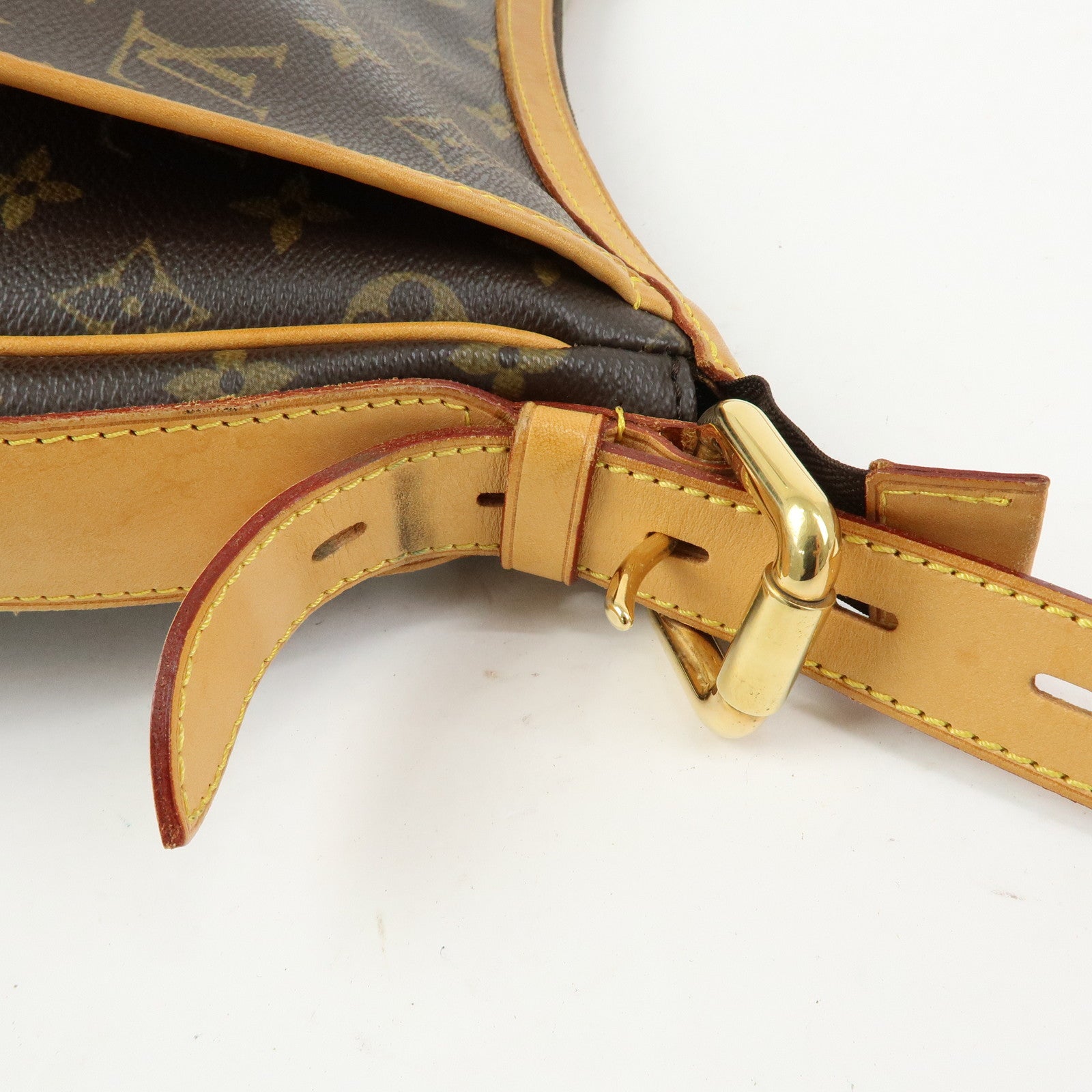 Louis Vuitton Monogram Tulum GM Shoulder Bag Brown M40075