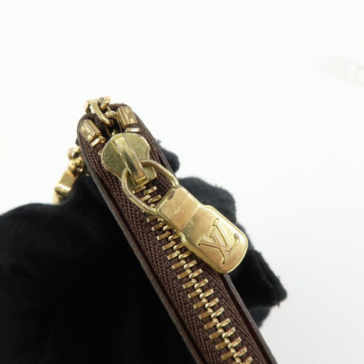 Louis Vuitton Monogram Pochette Cles Coin Case Key Case M62650