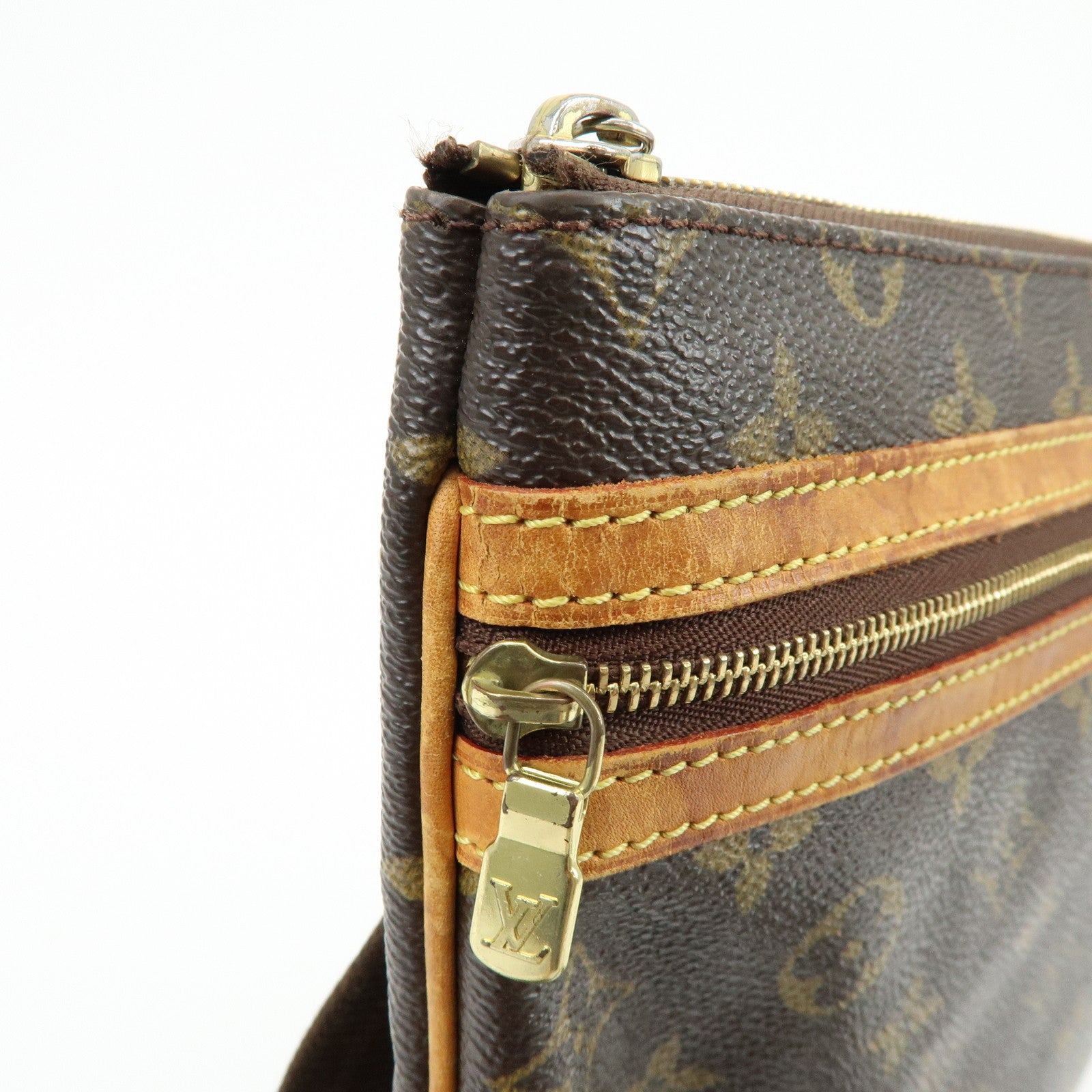 Louis Vuitton Monogram Pochette Bosphore Shoulder Bag Brown M40044