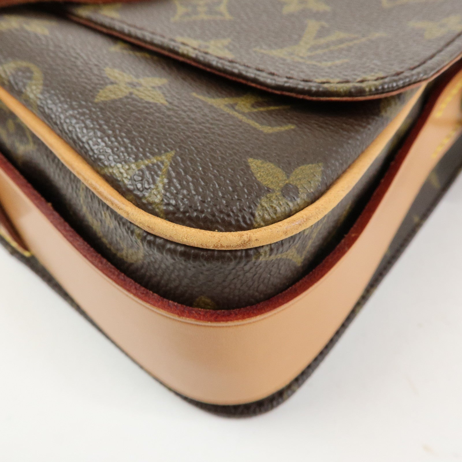 Louis Vuitton Monogram Cartouchiere MM Shoulder Bag Brown M51253