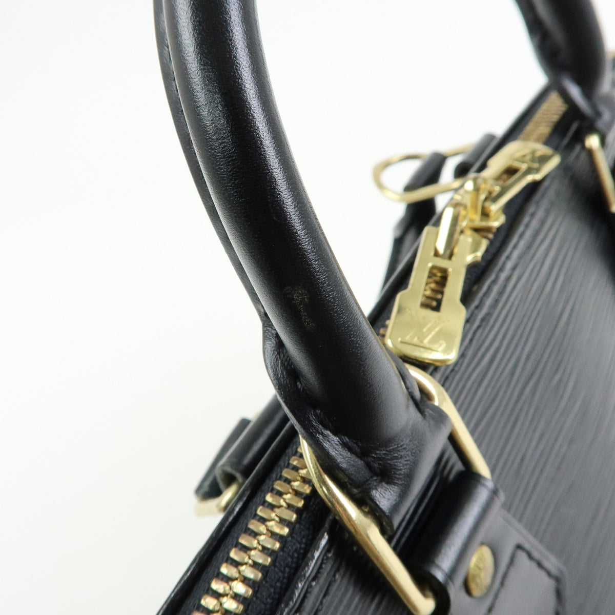 Louis Vuitton Epi Alma PM Leather Hand Bag Noir Black M52142