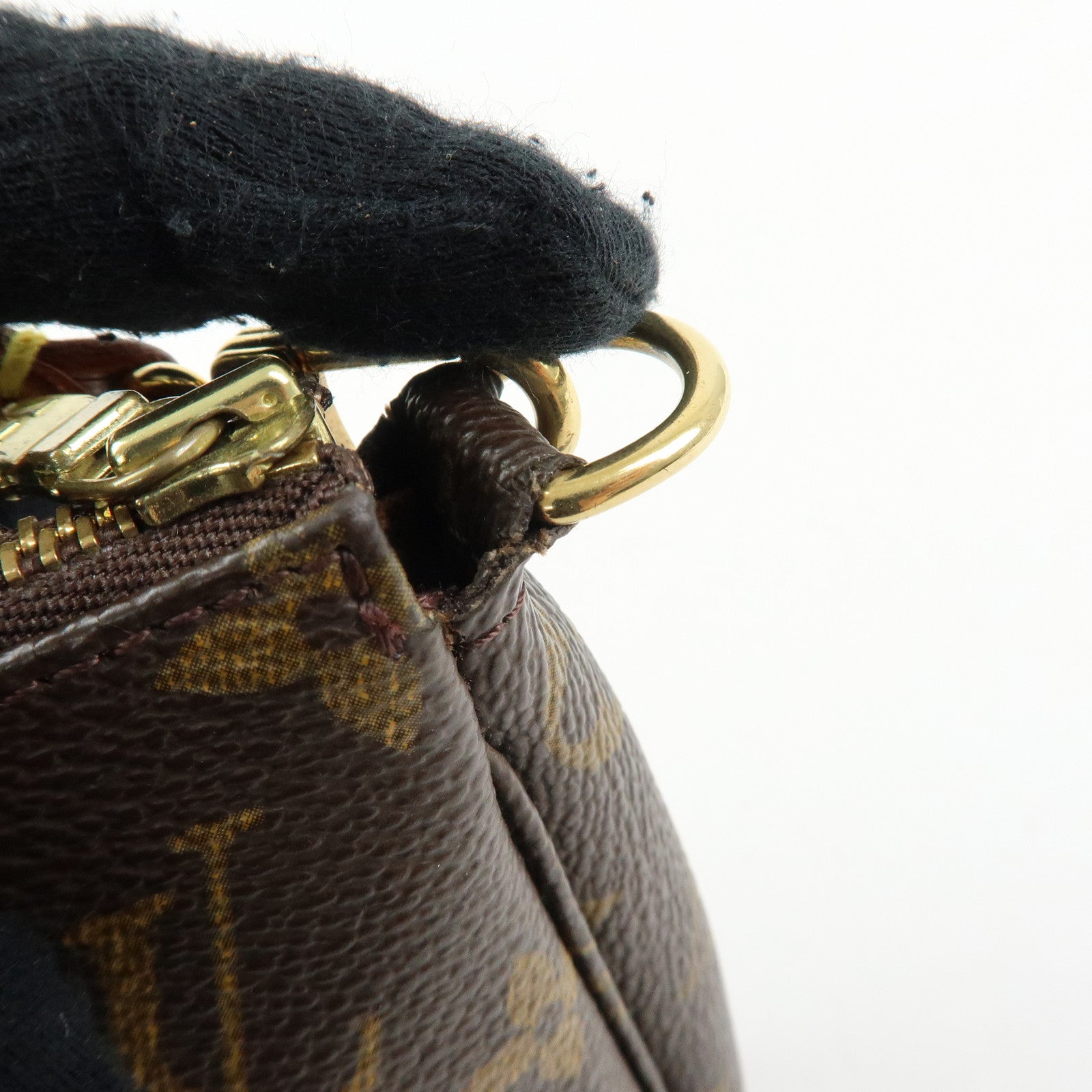 Louis Vuitton Monogram Pochette Accessoires Hand Bag Brown M51980