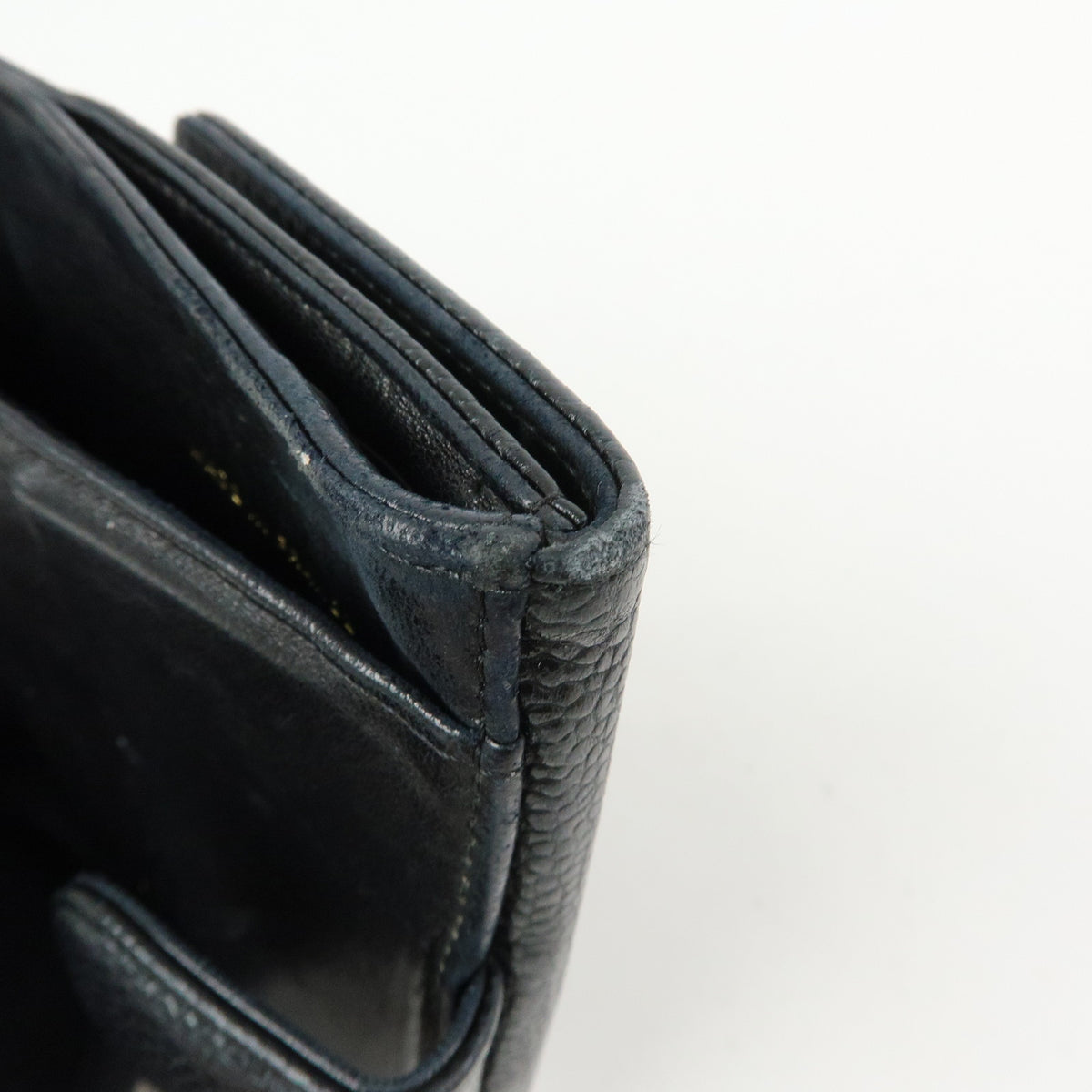 CHANEL COCO Mark Caviarskin Compact W Hook Wallet Black