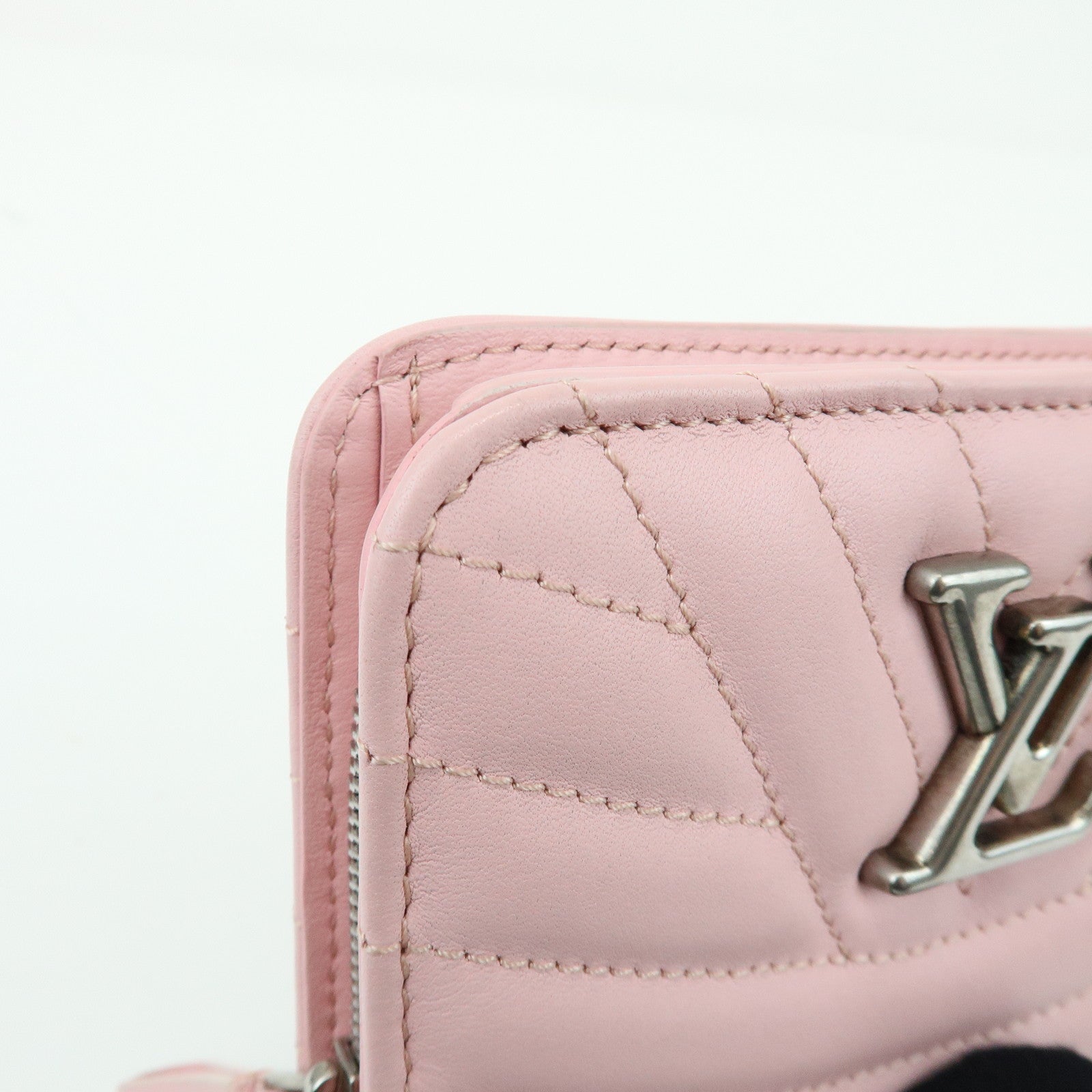 Louis Vuitton New Wave Gypt Compact Wallet Smoothie Pink M63791