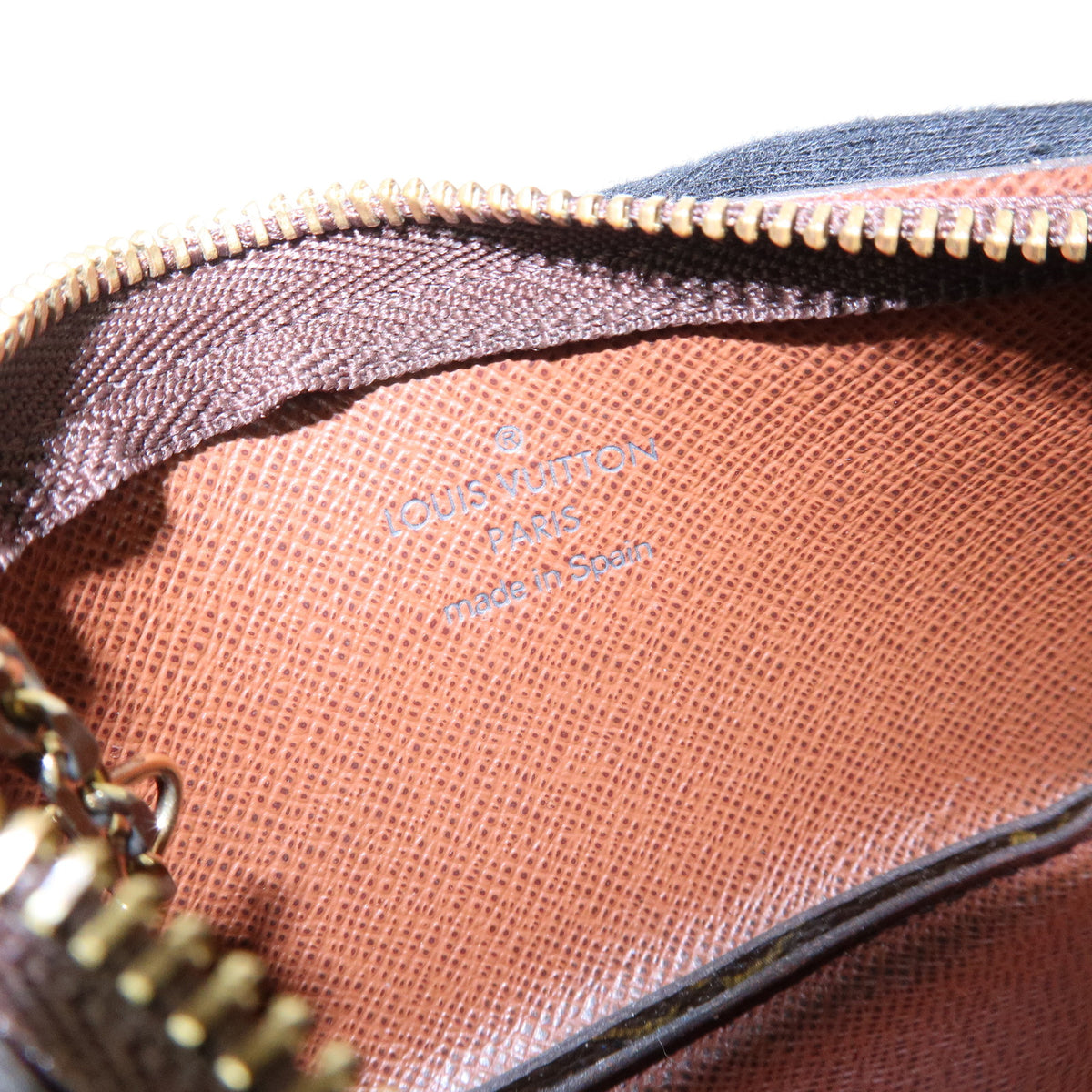 Louis Vuitton Monogram Pochette Cles Coin Case Key Case M62650