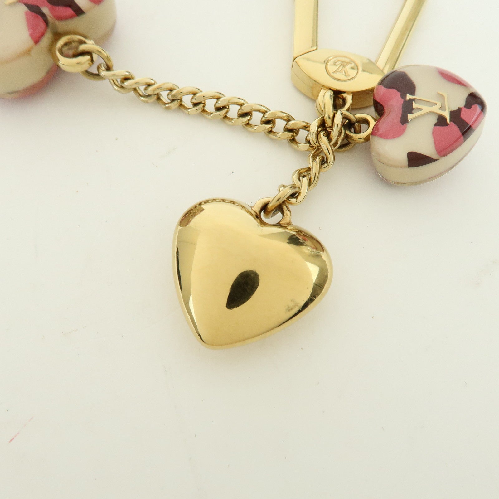 Louis Vuitton Porte Cles Leopard Bag Charm Blanc Corail M66263