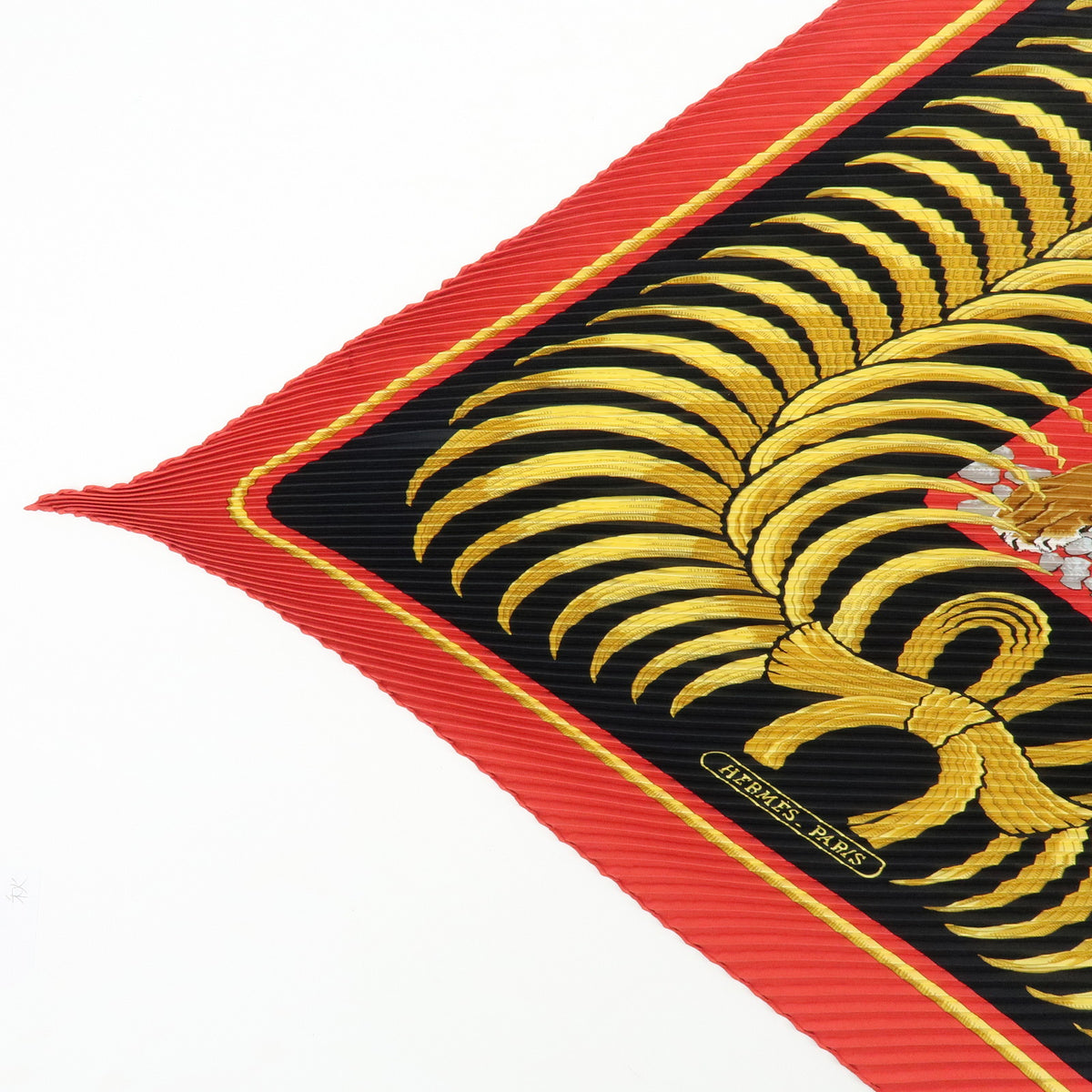 HERMES Pleated Carre 90 Silk 100% Scarf Tigre Royal Black Red Gold
