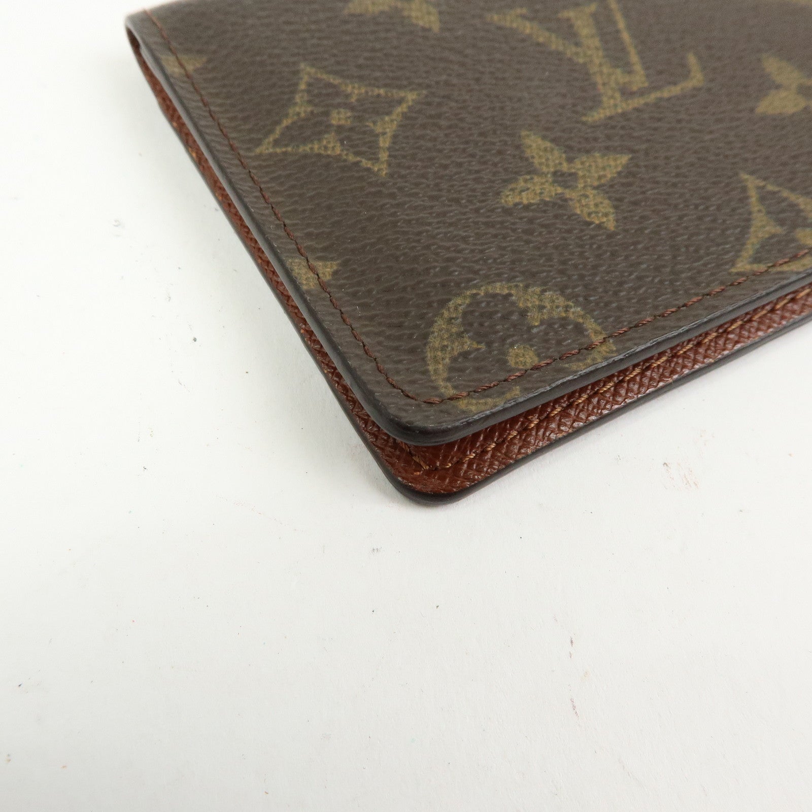 Louis Vuitton Monogram Porte 2 Cartes Vertical Card Case Brown M60533