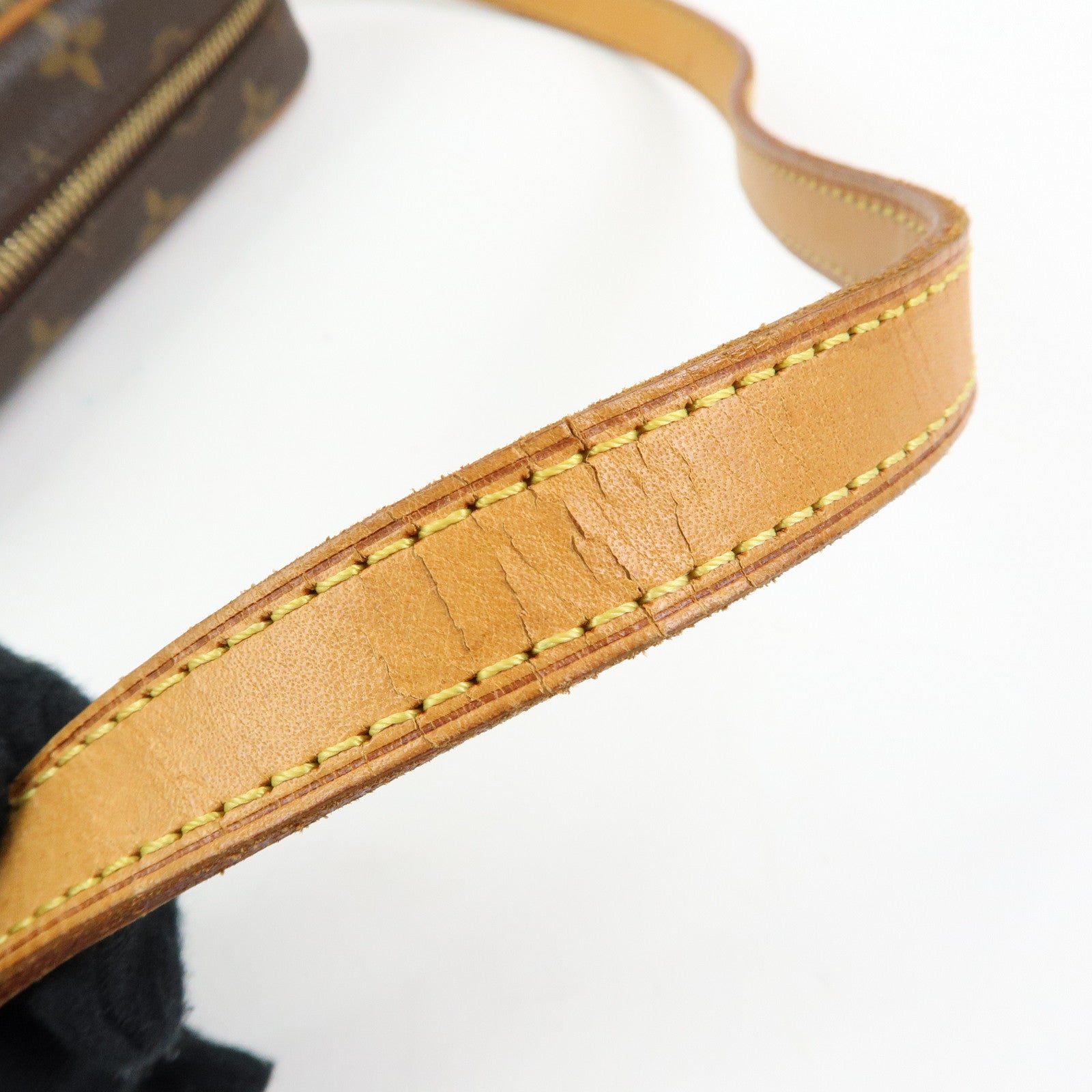 Louis Vuitton Monogram Pochette Cite Shoulder Bag Brown M51183