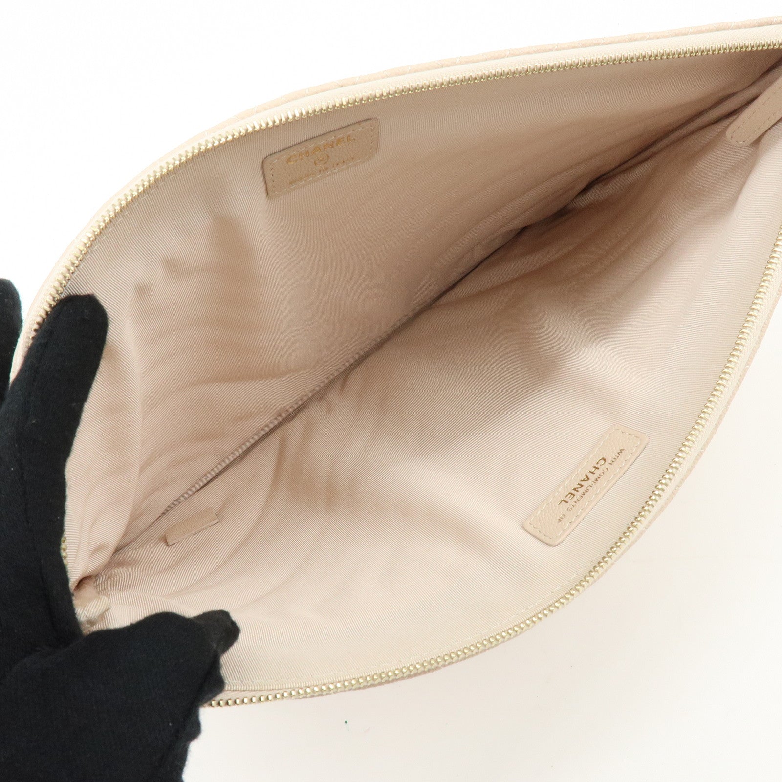 CHANEL COCO Mark Shevron V Stitch Caviarskin Clutch Bag Beige A69251