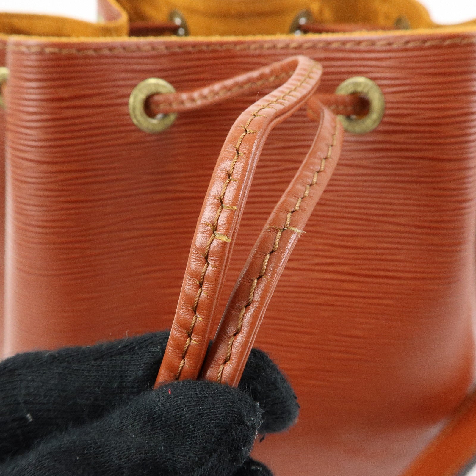Louis Vuitton Epi Petit Noe Leather Shoulder Bag Kenya Brown M44103