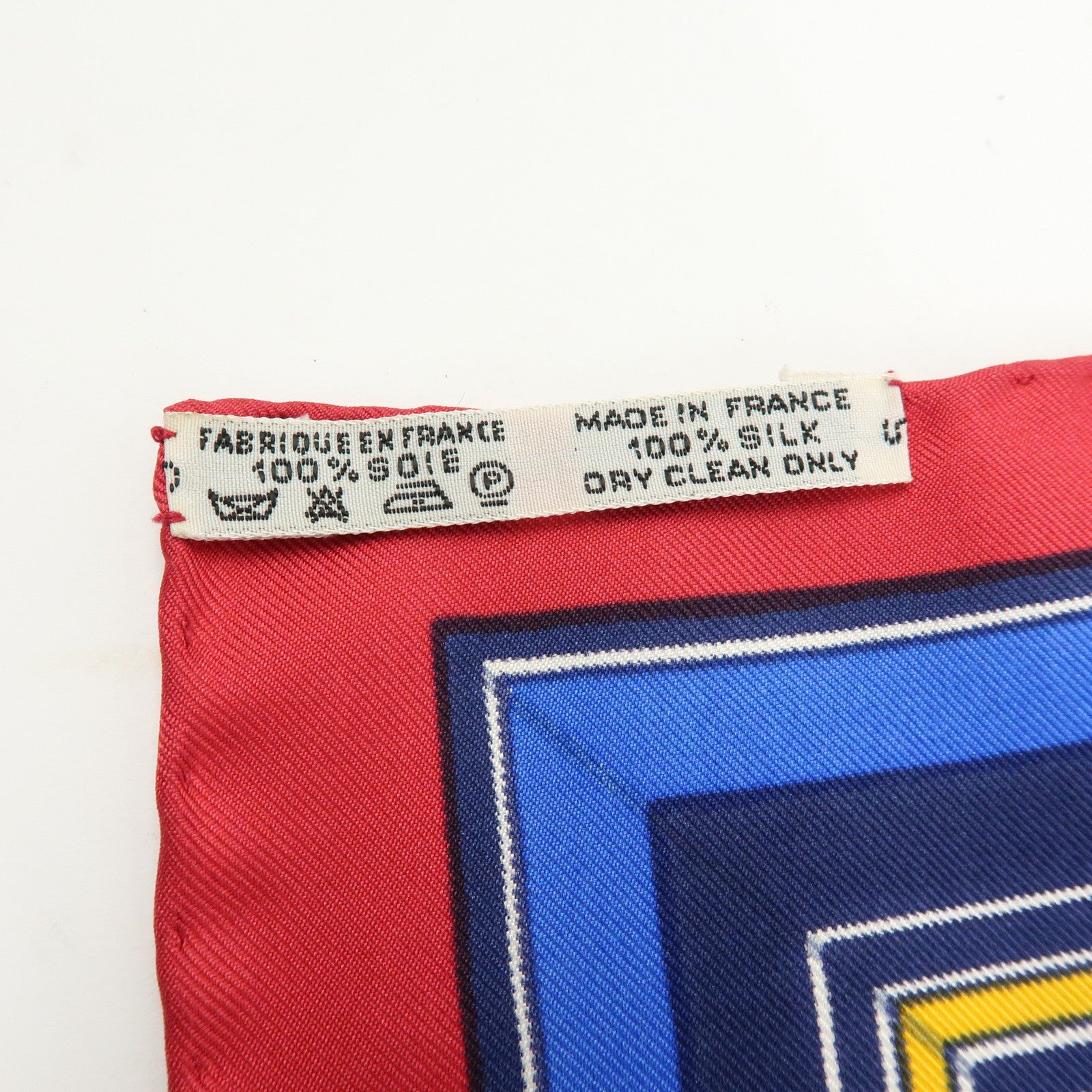 HERMES Carre 90 Silk 100% Scarf Couvertures et Tenues de Jour Red Blue
