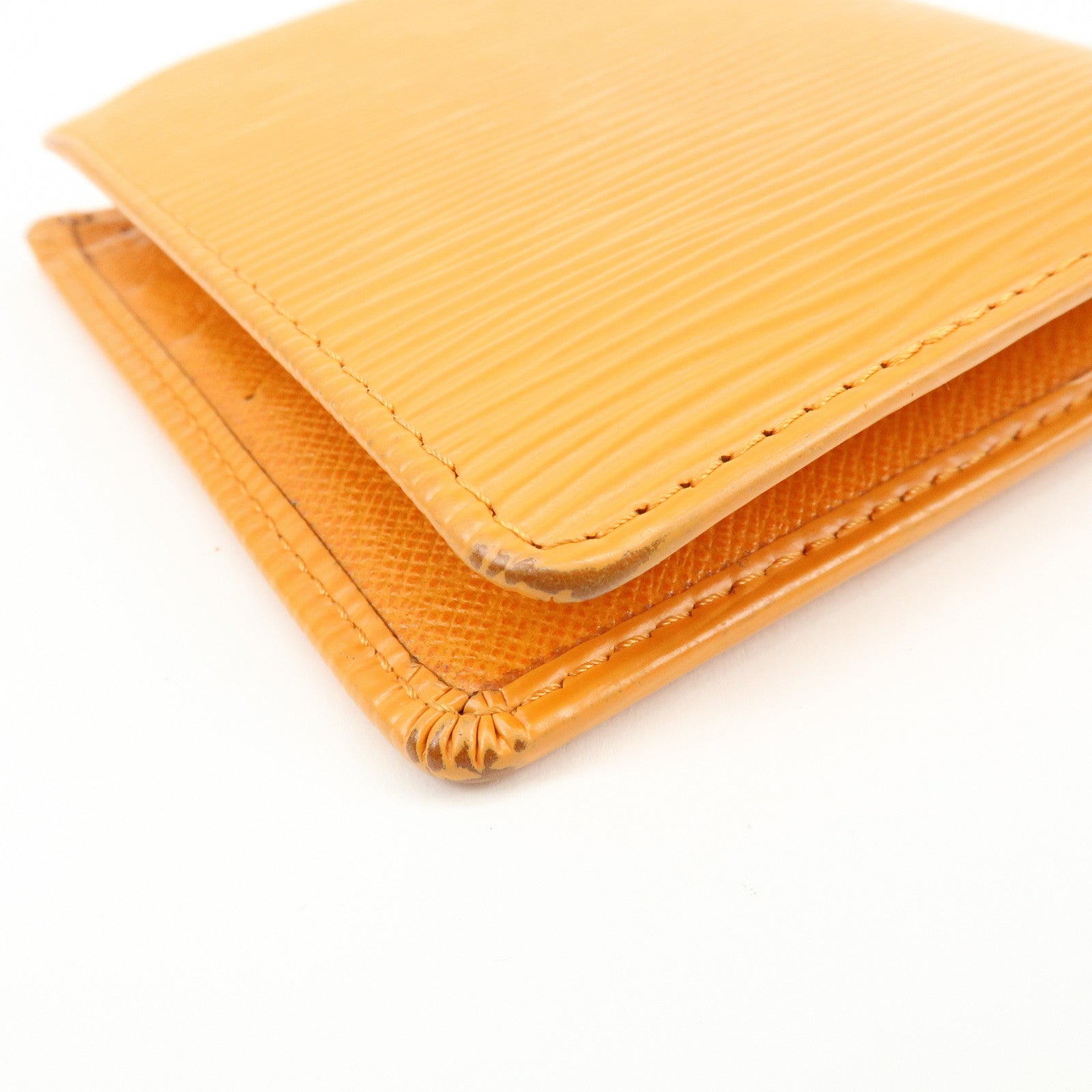 Louis Vuitton Epi Porte Billet Carte Credit Monnaie Wallet M6354H