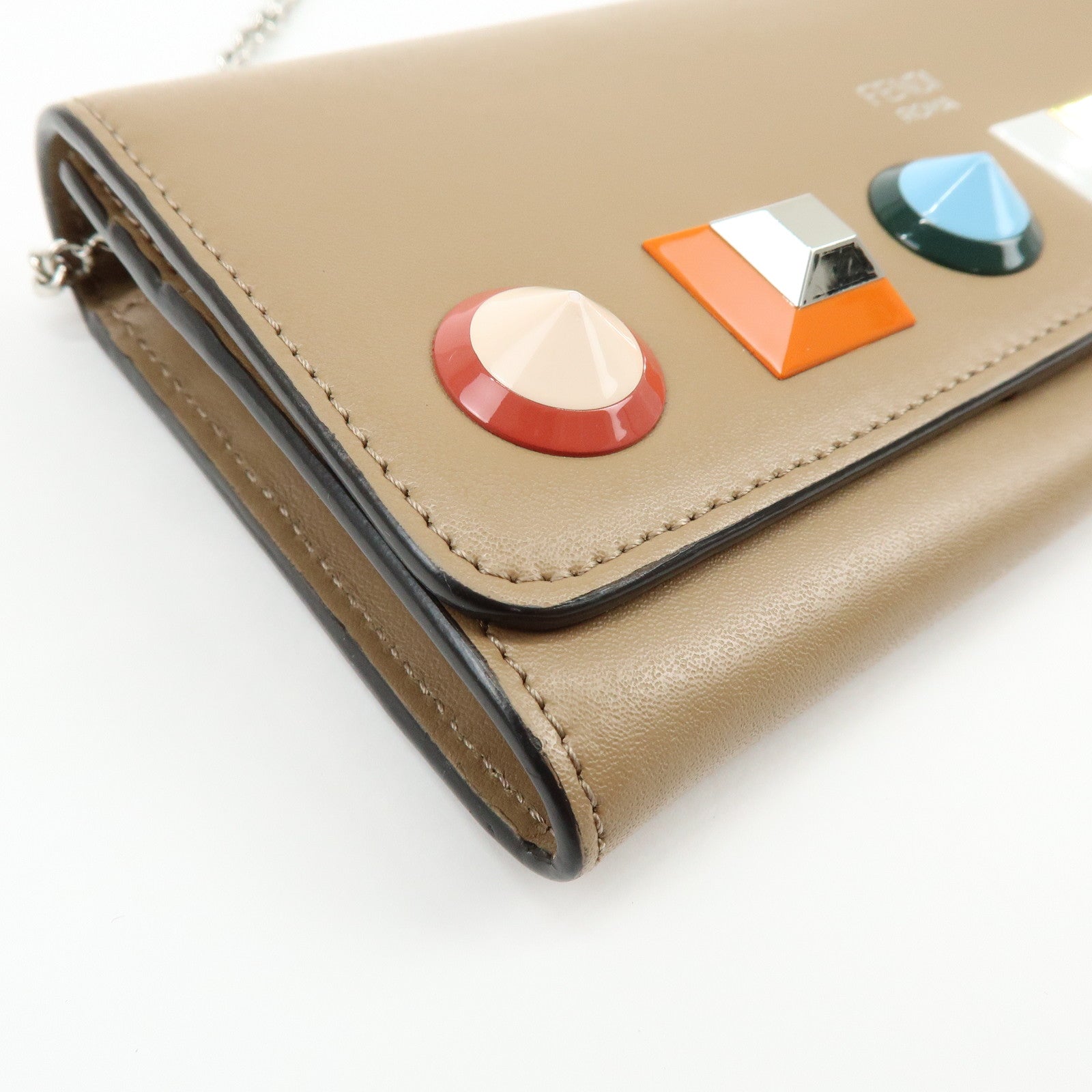 FENDI Leather Studs Chain Shoulder Wallet Long Wallet Beige 8M0365