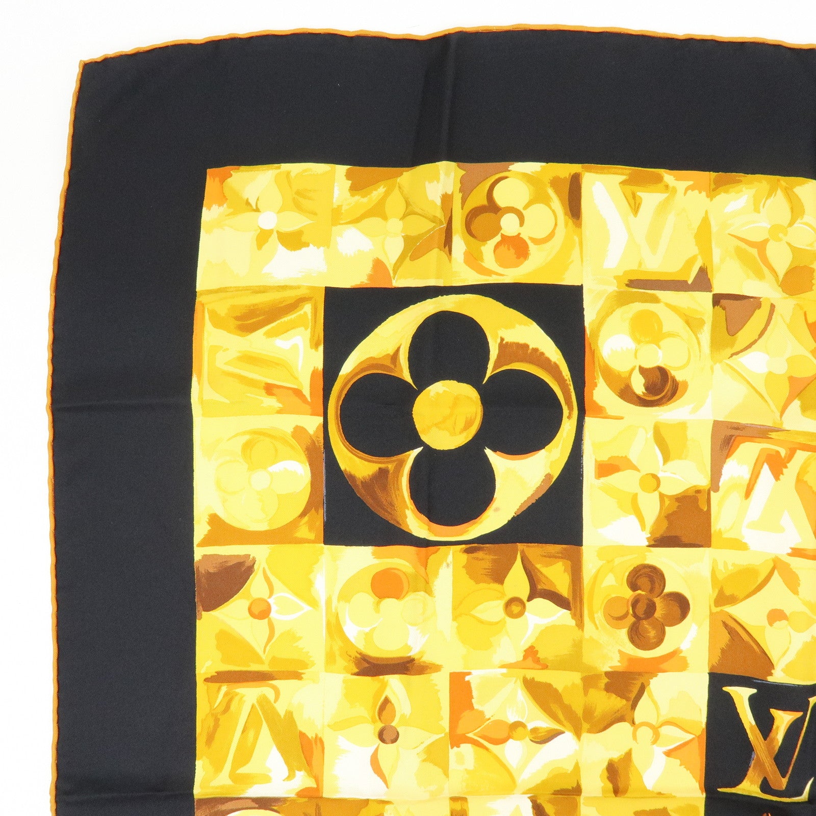 Louis Vuitton Silk 100% Scarf Carre Au fil du temps Black Brown
