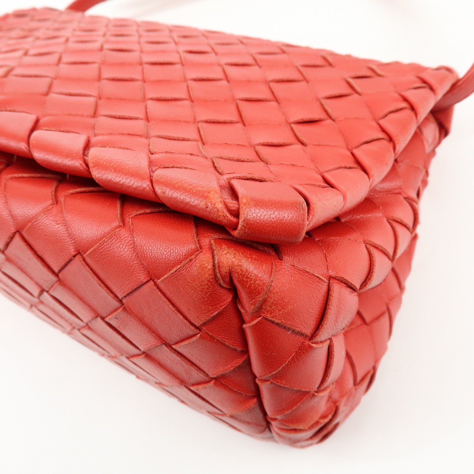 BOTTEGA VENETA Intrecciato Leather Shoulder Bag Crossbody Bag Red