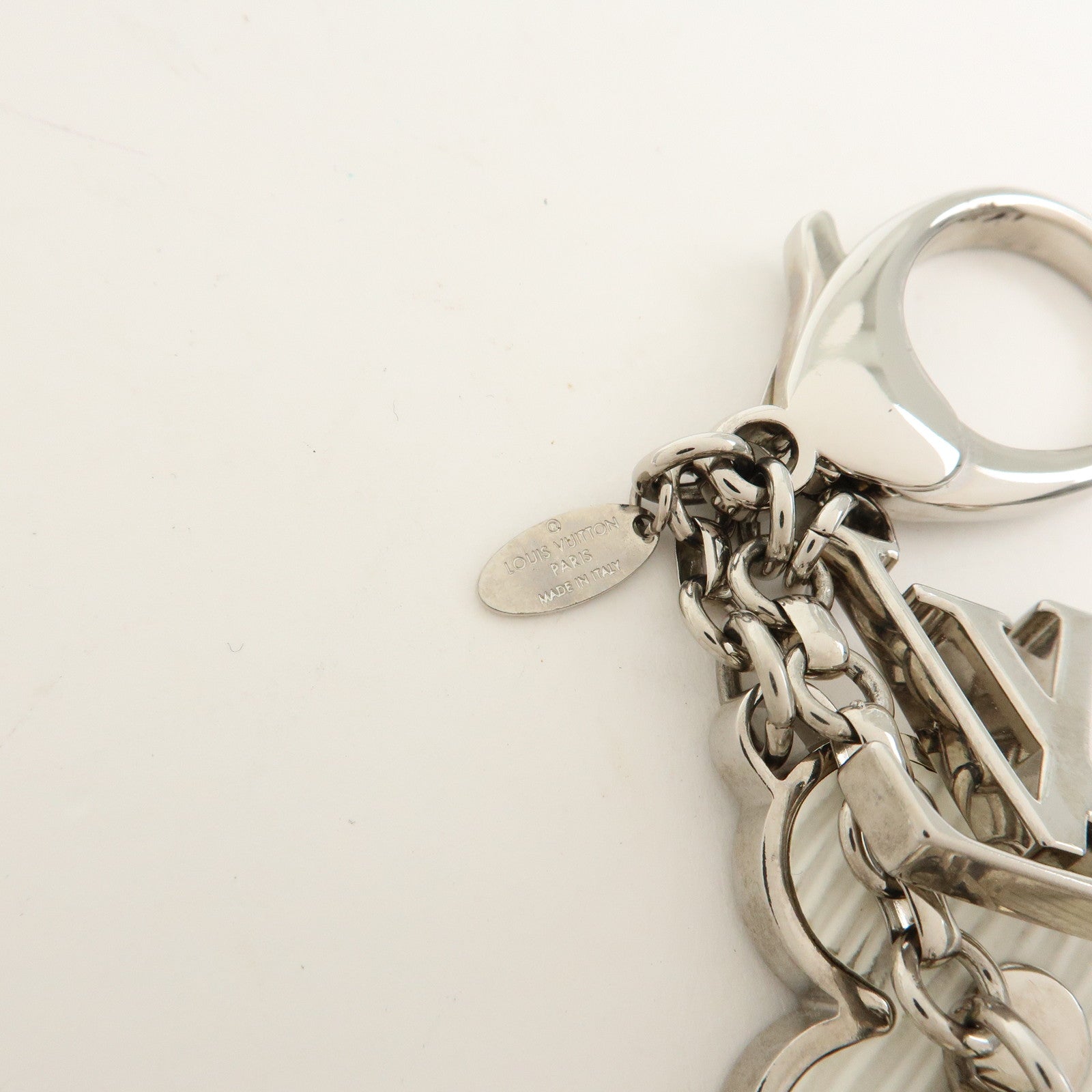 Louis Vuitton Epi Limy Metal Bag Charm Key Ring Silver Pink M61013