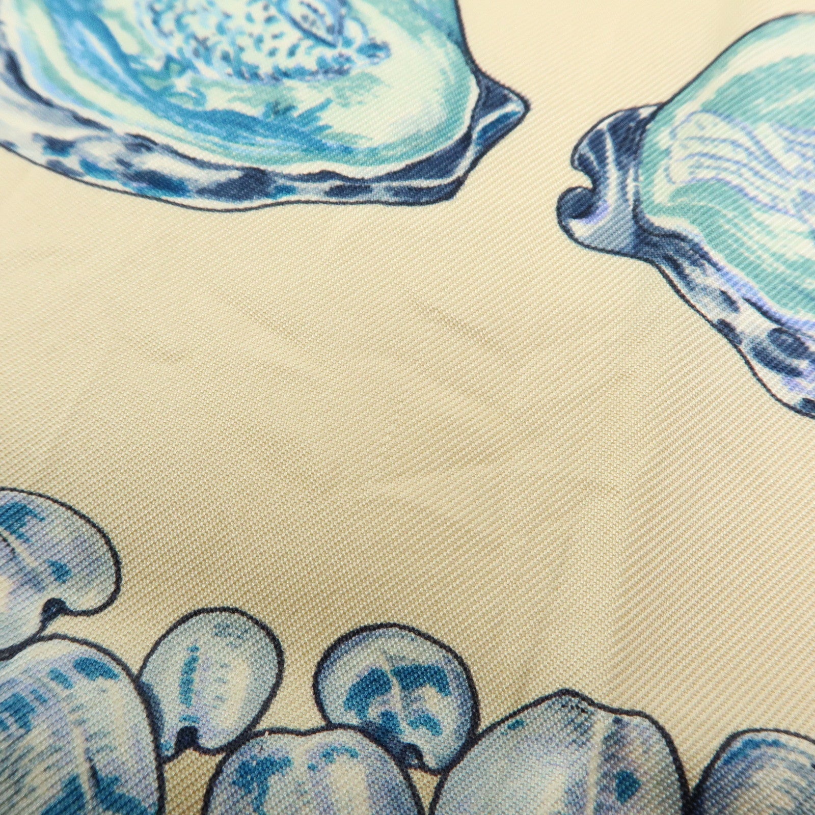 HERMES Carre 90 Silk 100% Scarf Rocaille Seashell Motif Beige Blue