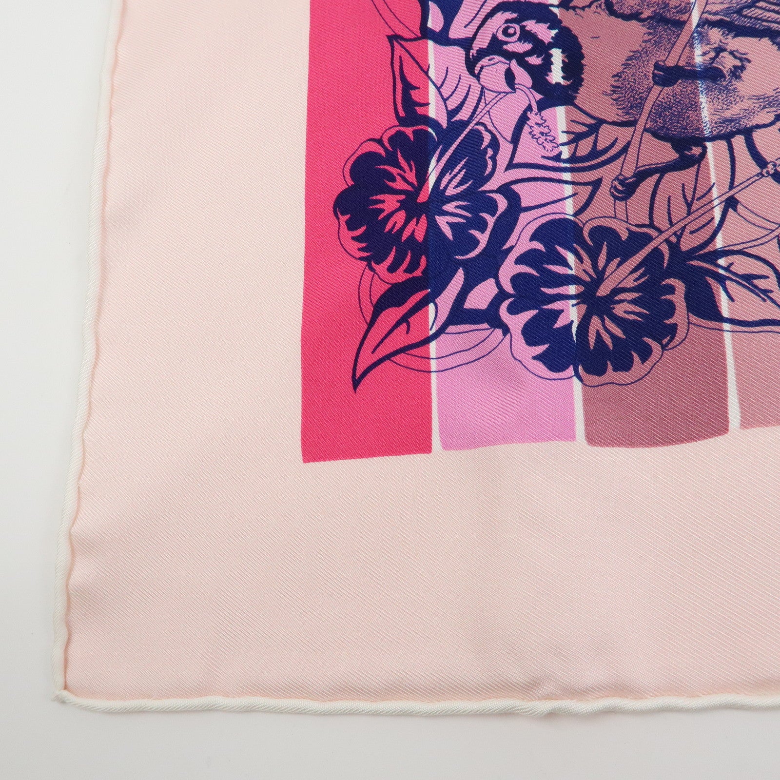 HERMES Carre 90 Silk 100% Scarf JUNGLE LOVE Stripe Pink Red Purple
