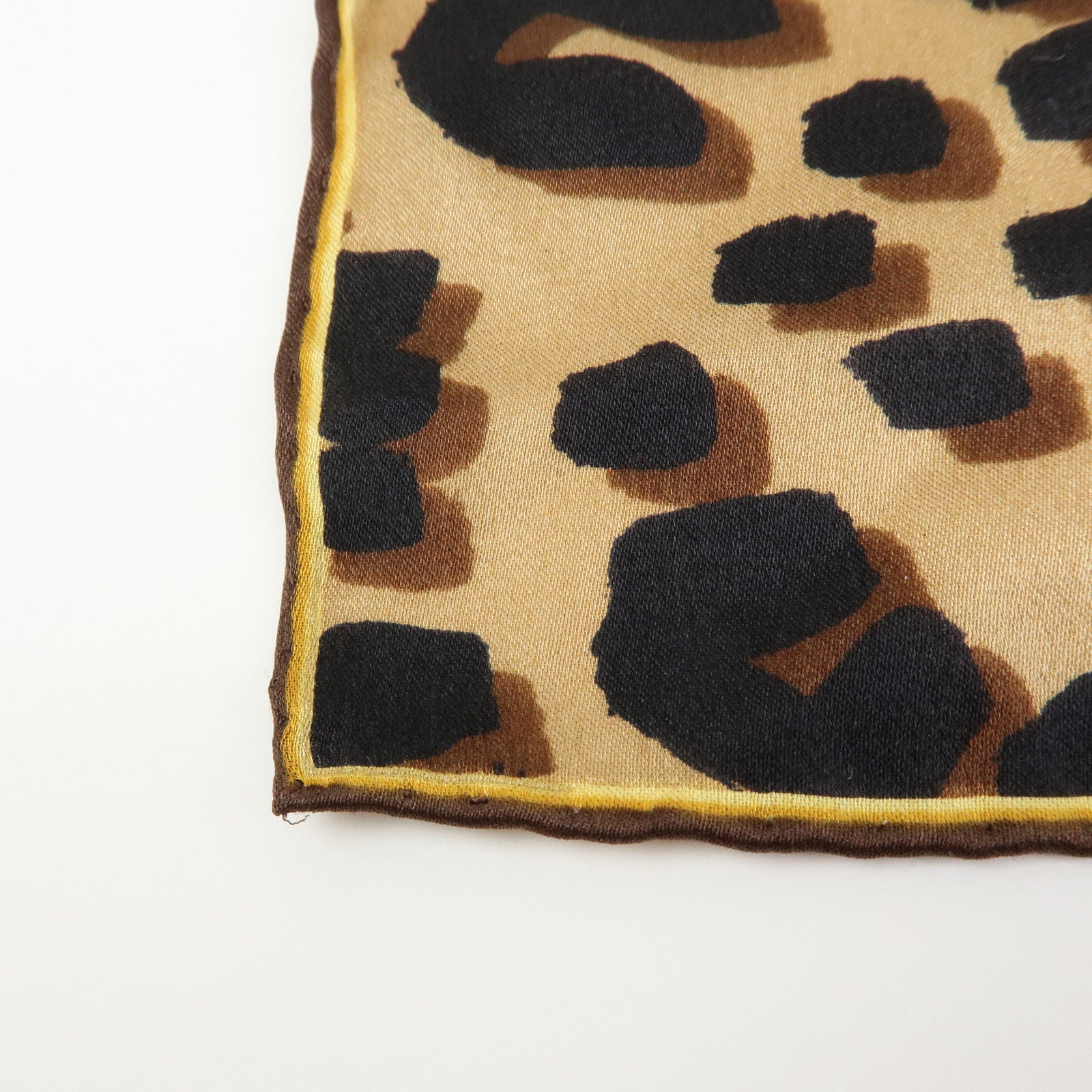 Louis Vuitton Monogram Silk 100% Scarf Shawl Leopard Pattern Brown