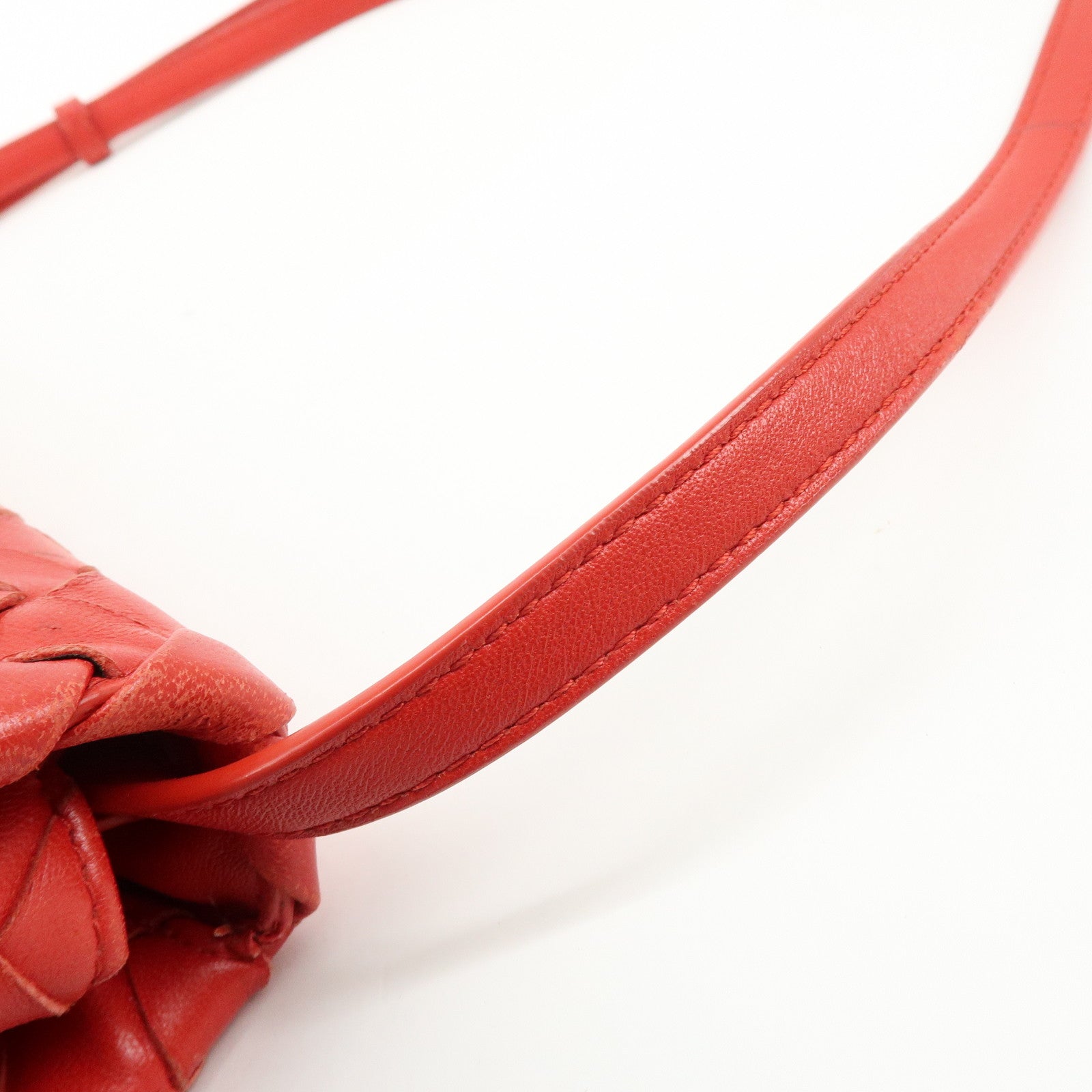 BOTTEGA VENETA Intrecciato Leather Shoulder Bag Crossbody Bag Red