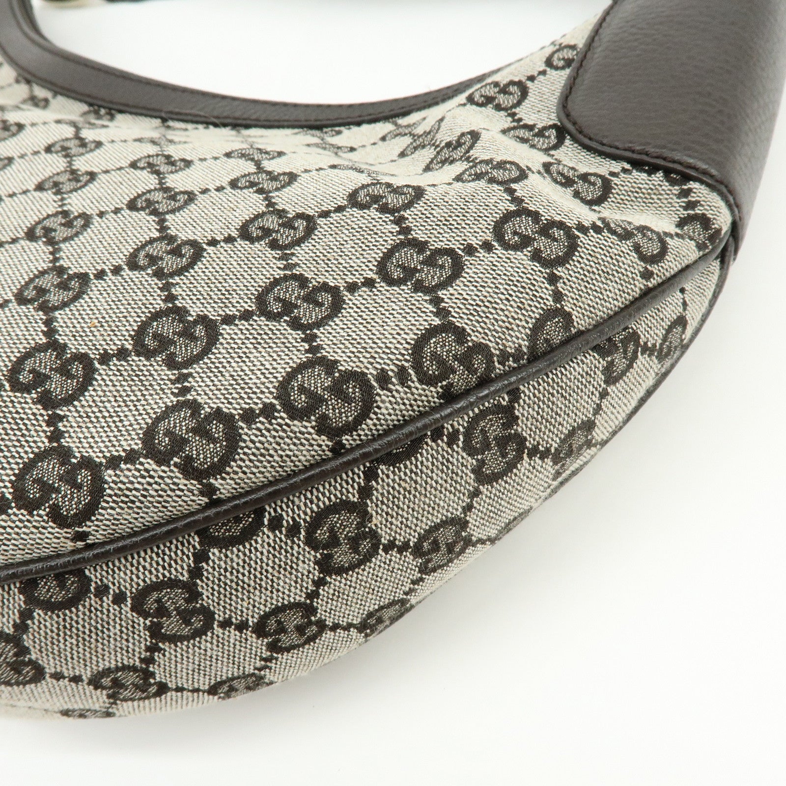 GUCCI GG Canvas Leather Shoulder Bag Dark Brown 257297