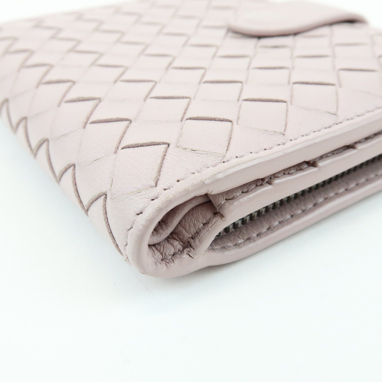 BOTTEGA VENETA Intrecciato Leather Bi-fold Comact Wallet Lavender