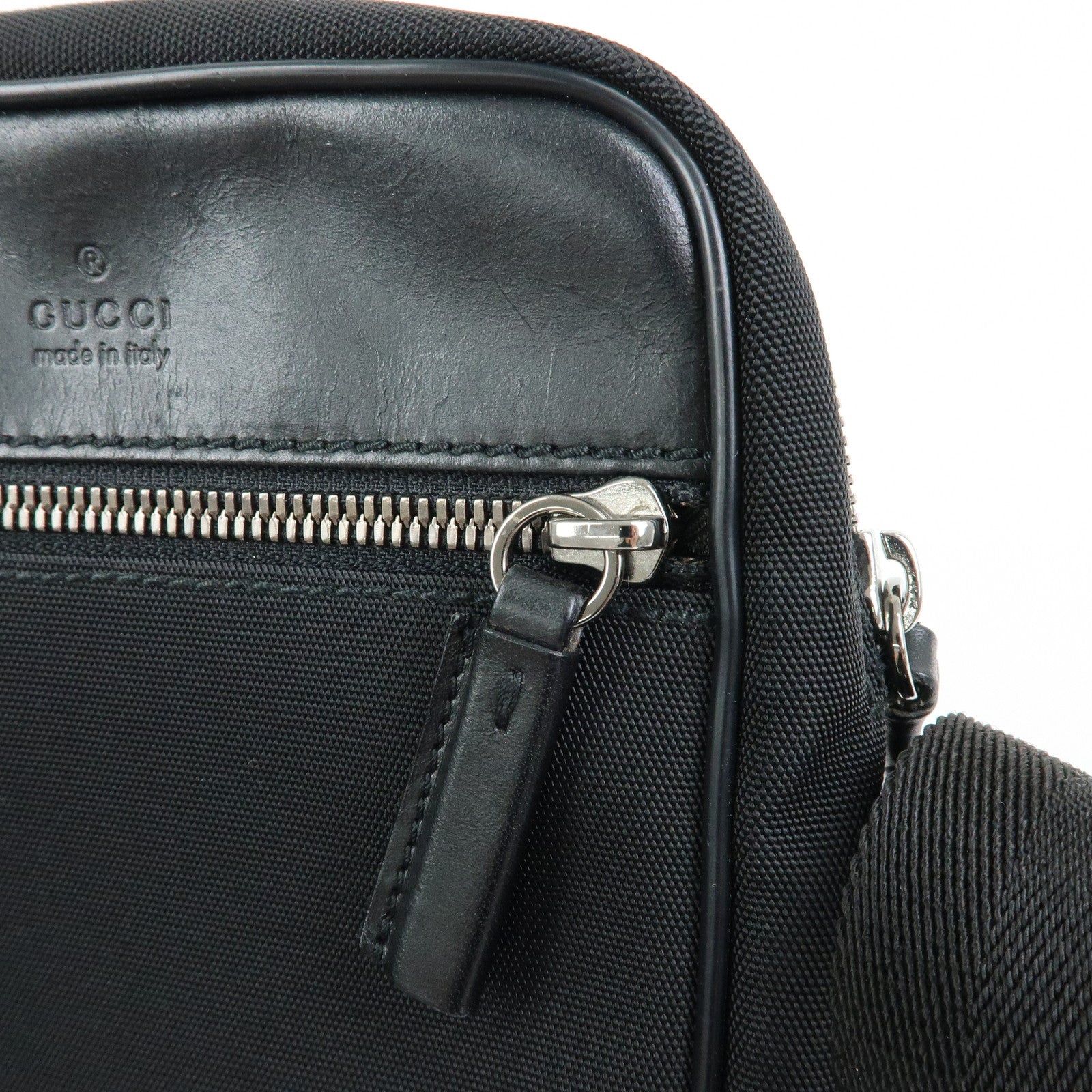 GUCCI Logo Canvas Leather Shoulder Bag Crossbody Bag Black 101680