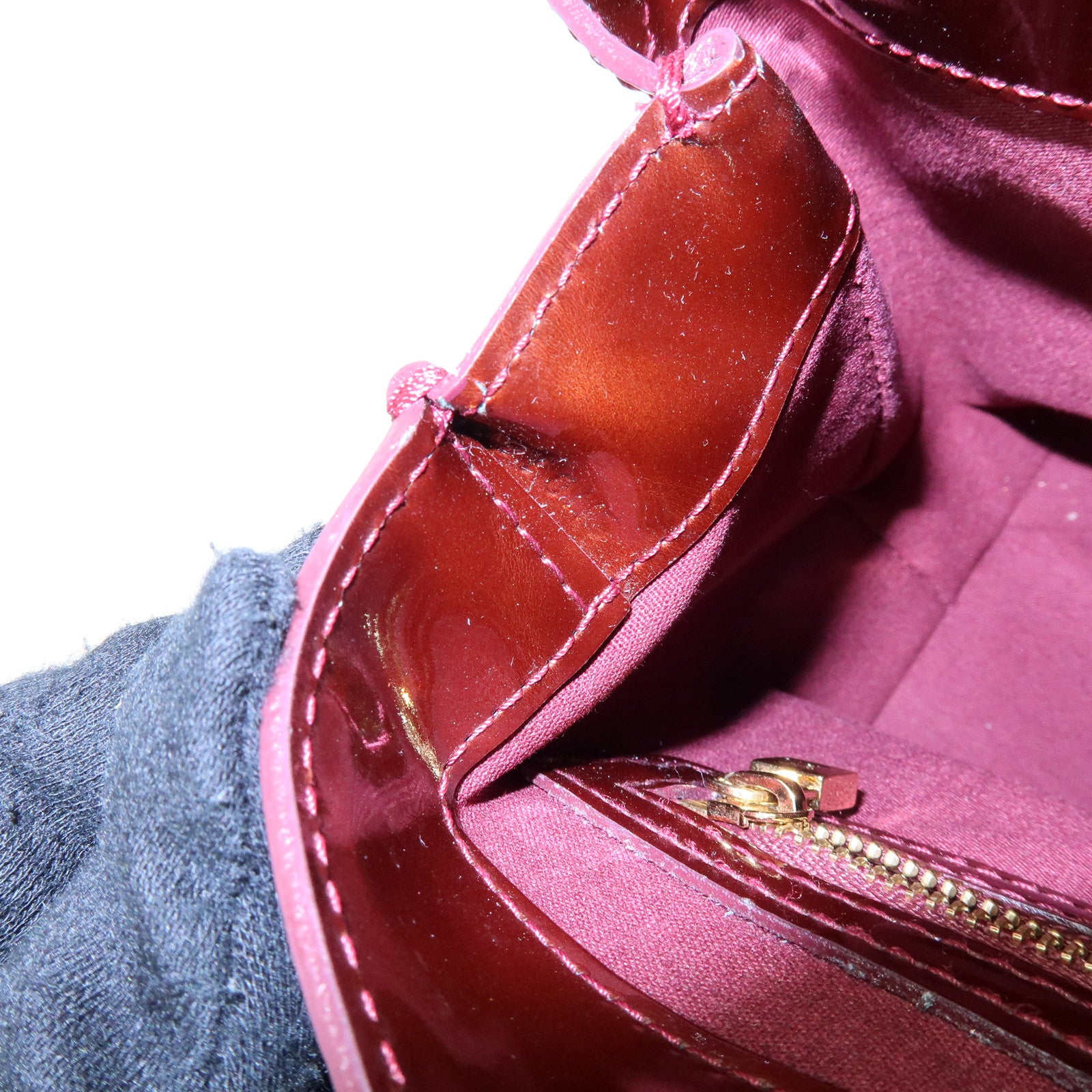 Louis Vuitton Monogram Vernis Wilshire PM Tote Bag Rouge M91644