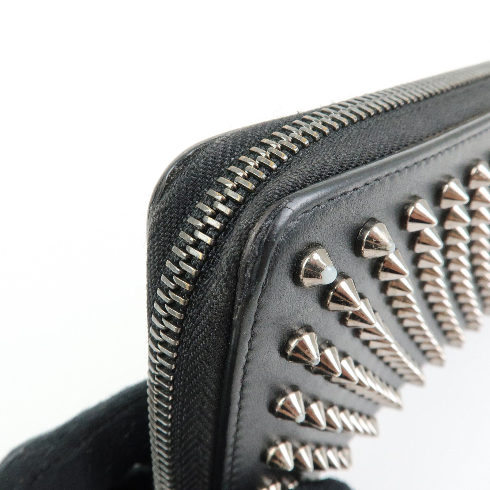 Christian Louboutin Studs Leather Round Zippy Compact Wallet Black
