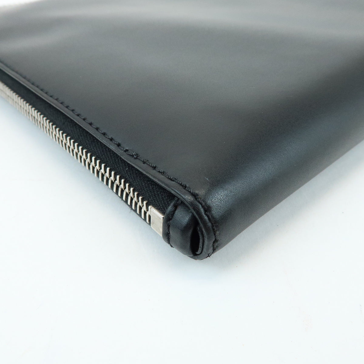 VALENTINO GARAVANI Leather Clutch Bag Flat Pouch Black