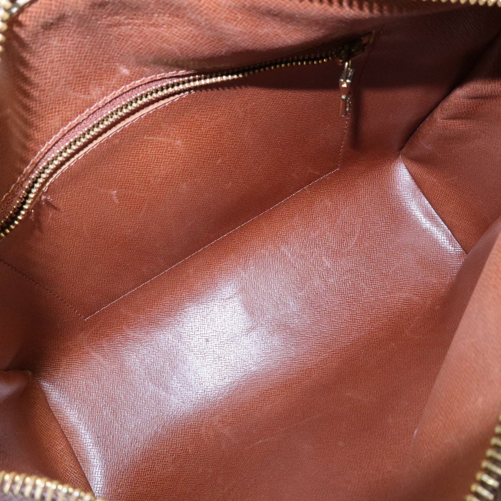 Louis Vuitton Monogram Tuileries Shoulder Bag Crossbody Bag M51350