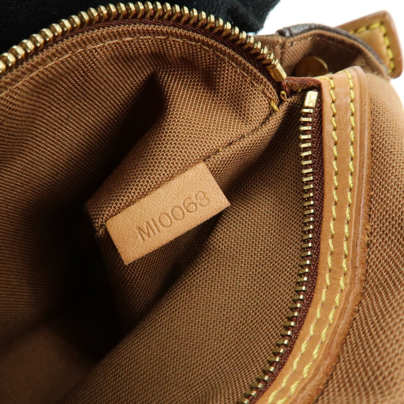 Louis Vuitton Monogram Canvas Mini Looping Shoulder Bag M51147