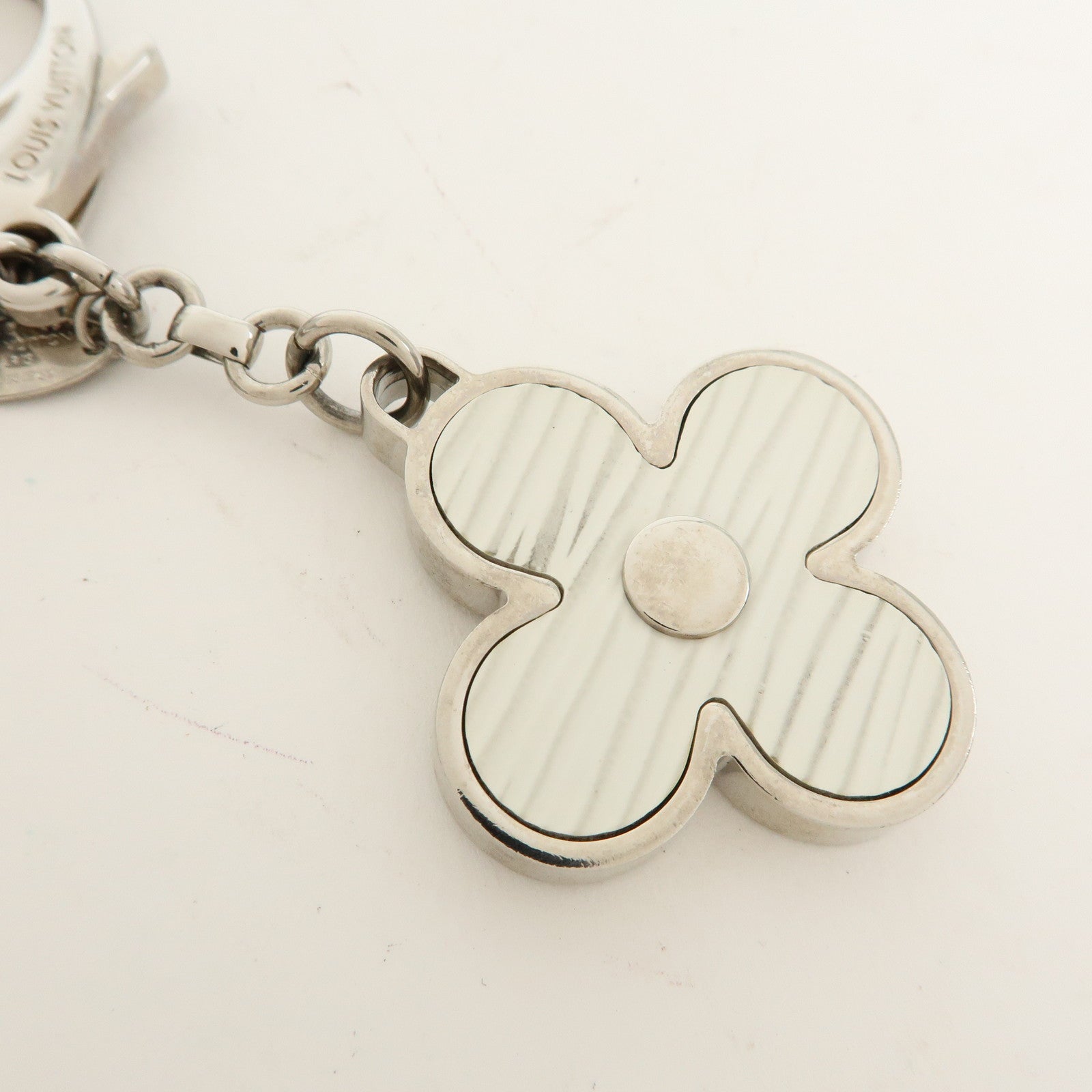 Louis Vuitton Epi Limy Metal Bag Charm Key Ring Silver Pink M61013