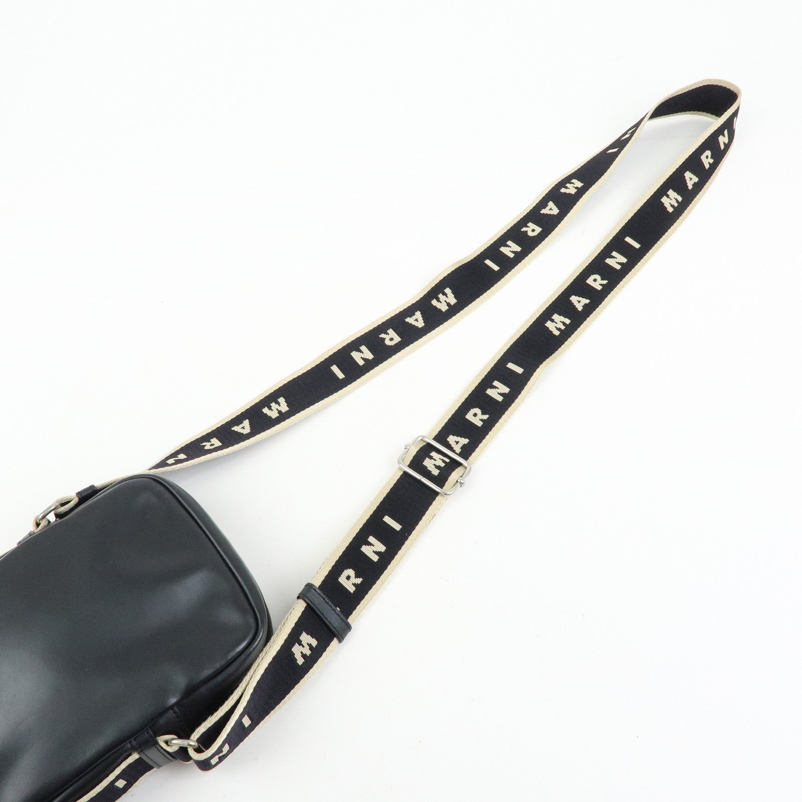 MARNI BEY Logo Leather Shoulder Bag Crossbody Bag Black