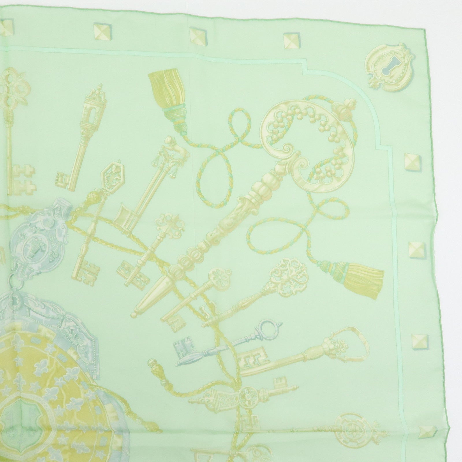 HERMES Carre 90 Silk 100% Scarf LES CLES THE KEYS RARE Light Green