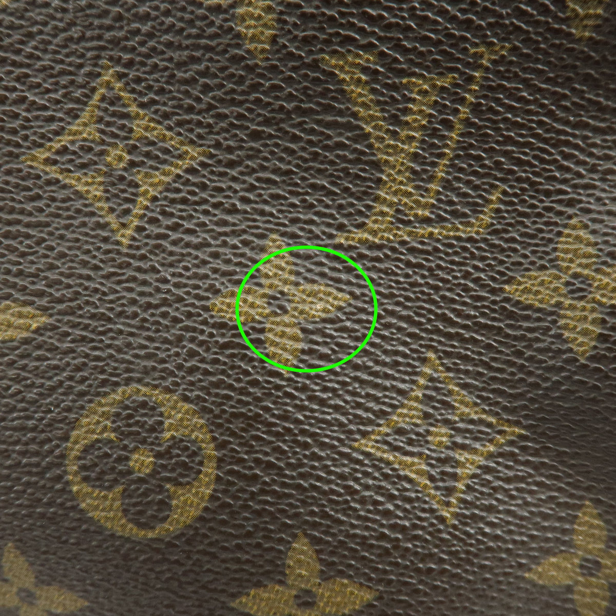 Louis Vuitton Monogram Trousse Toilette 23 Cosmetic Pouch M47524