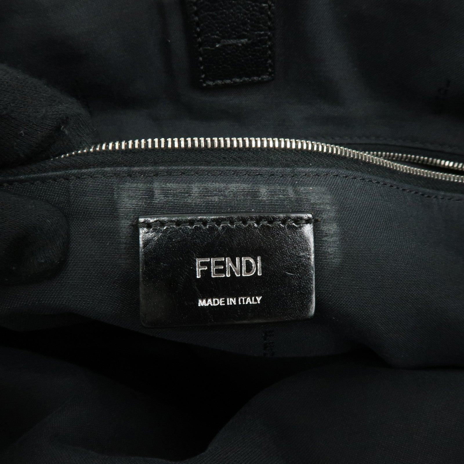 FENDI Leather Shoulder Bag Hand Bag Logo Charm Black 8BR697