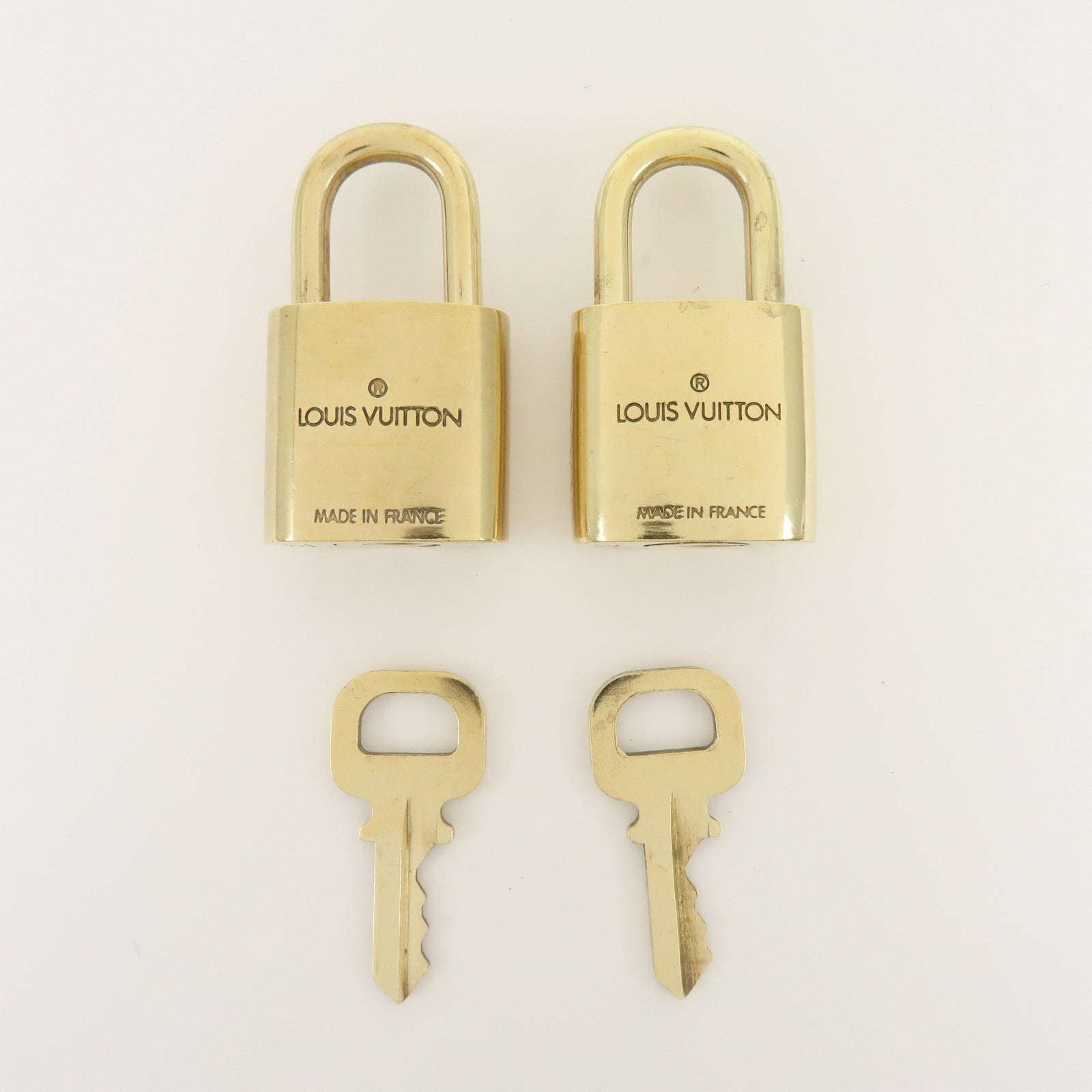 Louis Vuitton Set of 10 Metal Lock & Key Cadena Key Lock Gold