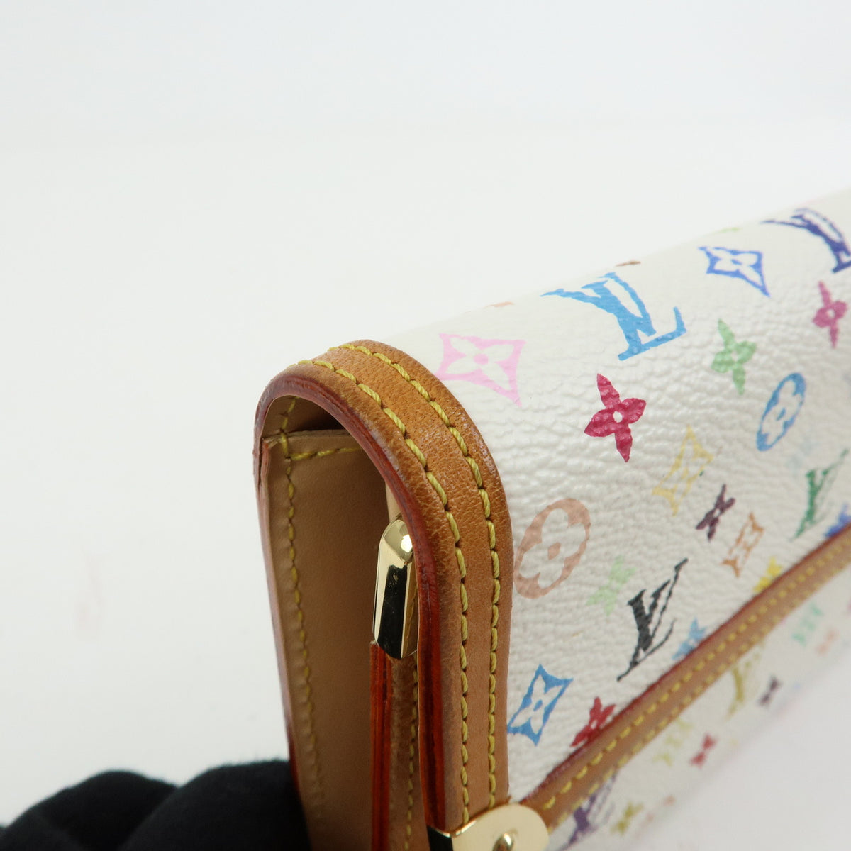 Louis Vuitton Monogram Porte Trezor International Wallet Blanc M92659