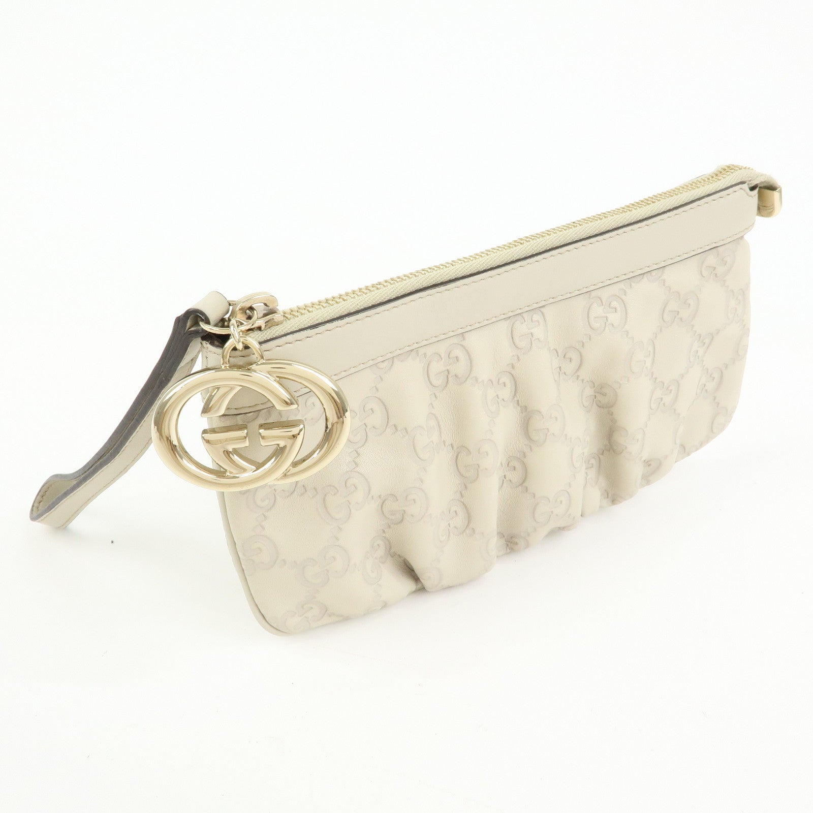 GUCCI Interlocking G Microguccissima Leather Pouch Ivory 212203