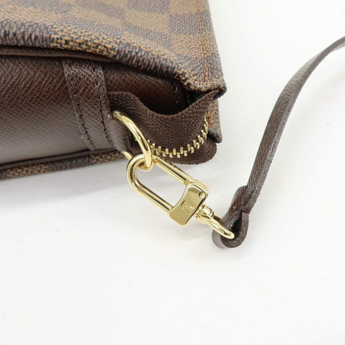 Louis Vuitton Damier Trousse Makeup Accessory Pouch Hand Bag N51982