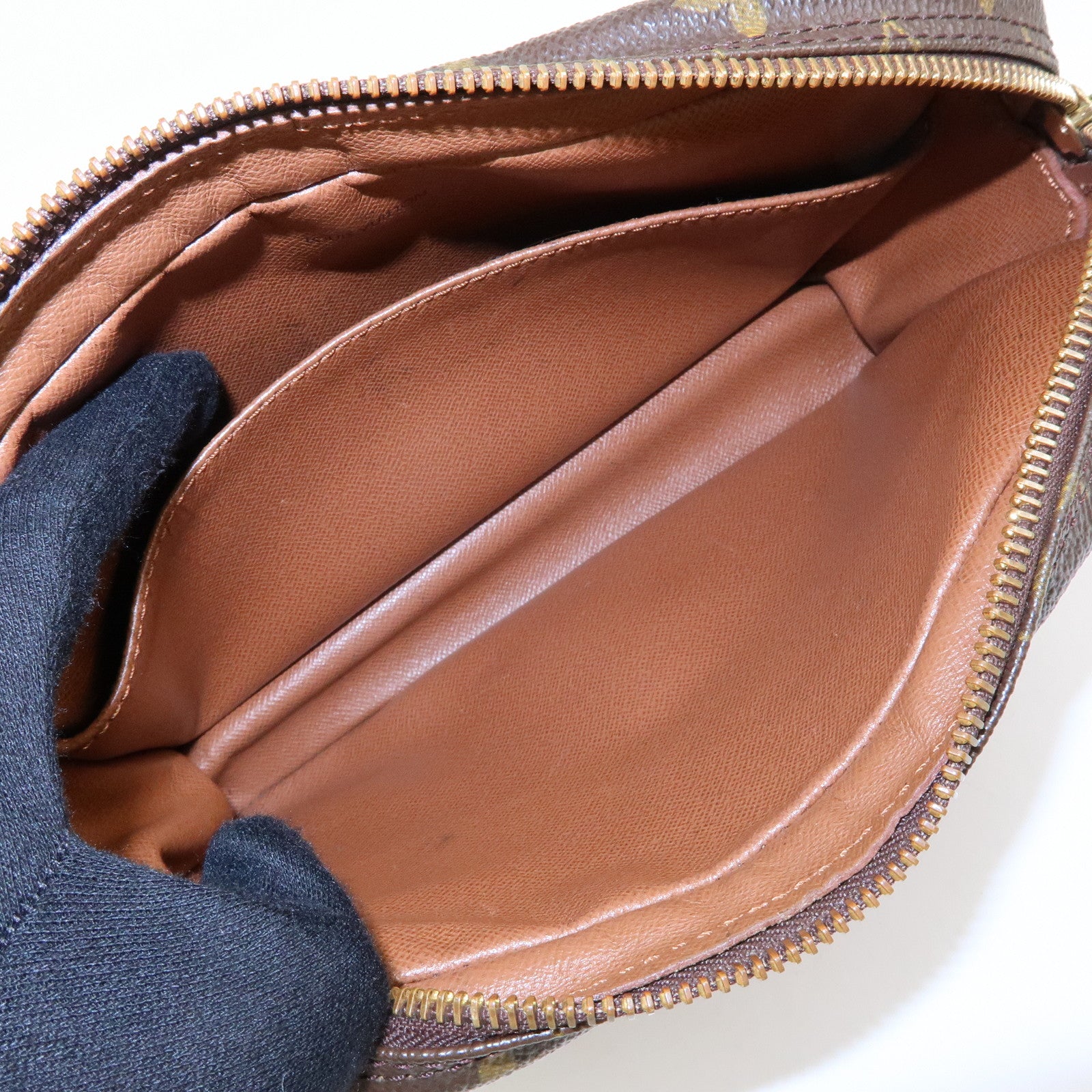 Louis Vuitton Monogram Compiegne 23 Pouch Clutch Bag Brown M51845