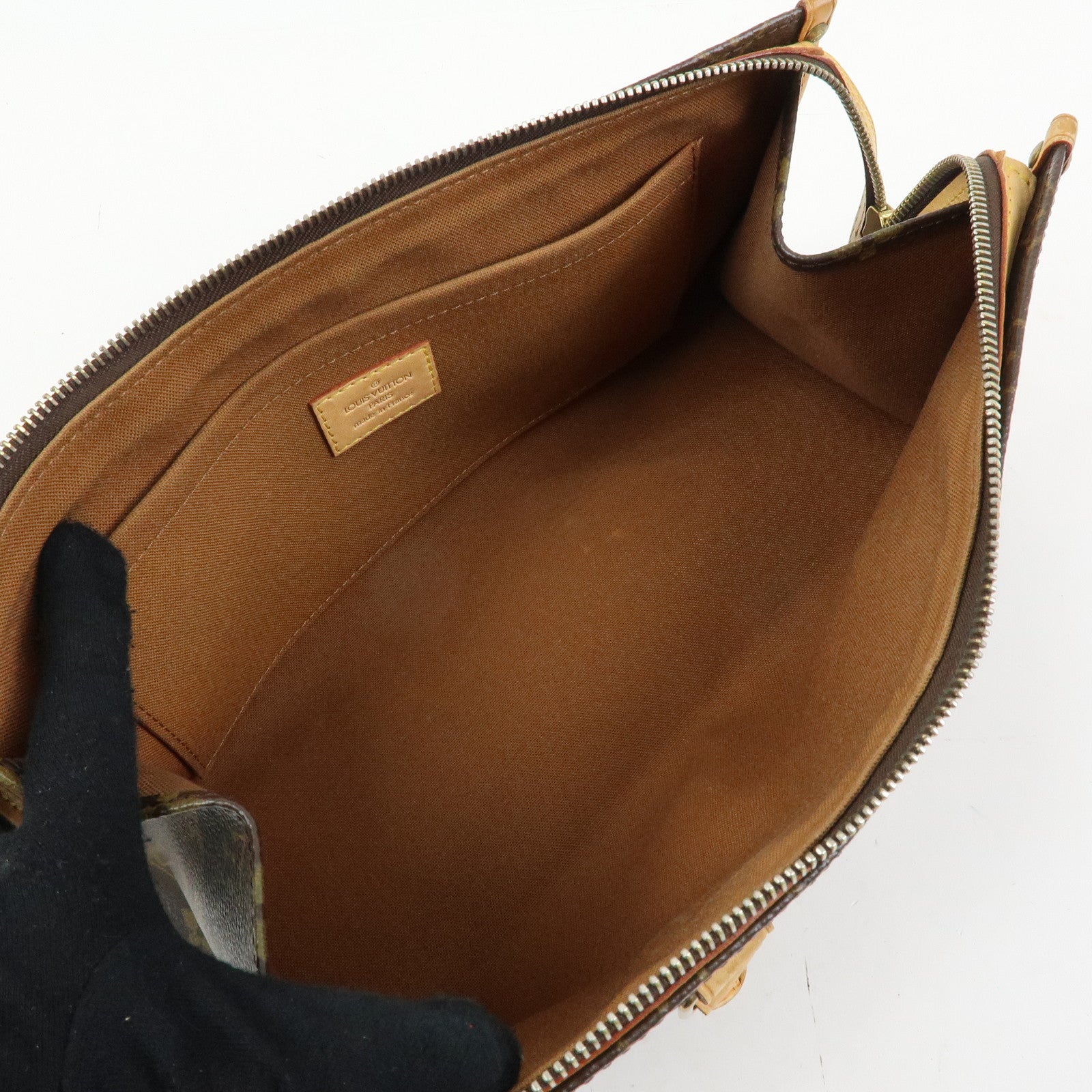 Louis Vuitton Monogram Canvas Popincourt Hand Bag Brown M40009